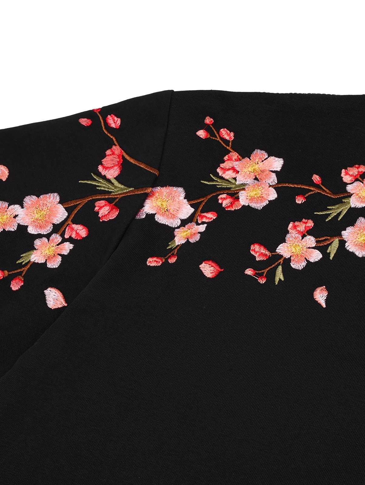 Niepce Men’s Sakura Flowers Embroidery Tee Japanese Streetwear T-Shirt