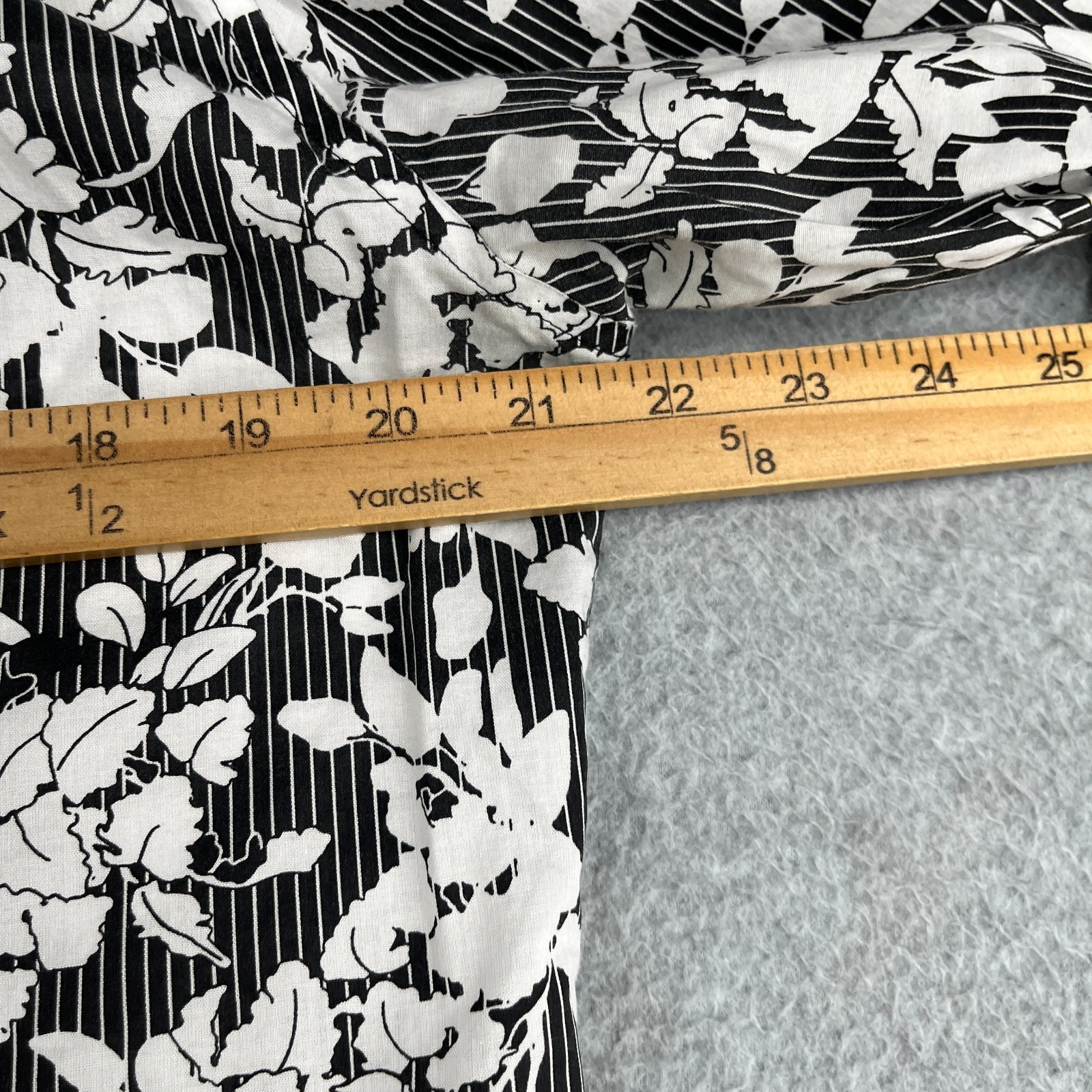 Black & White Floral Print Long Sleeve Casual Shirt J.Ferrar Stretch Mens Medium