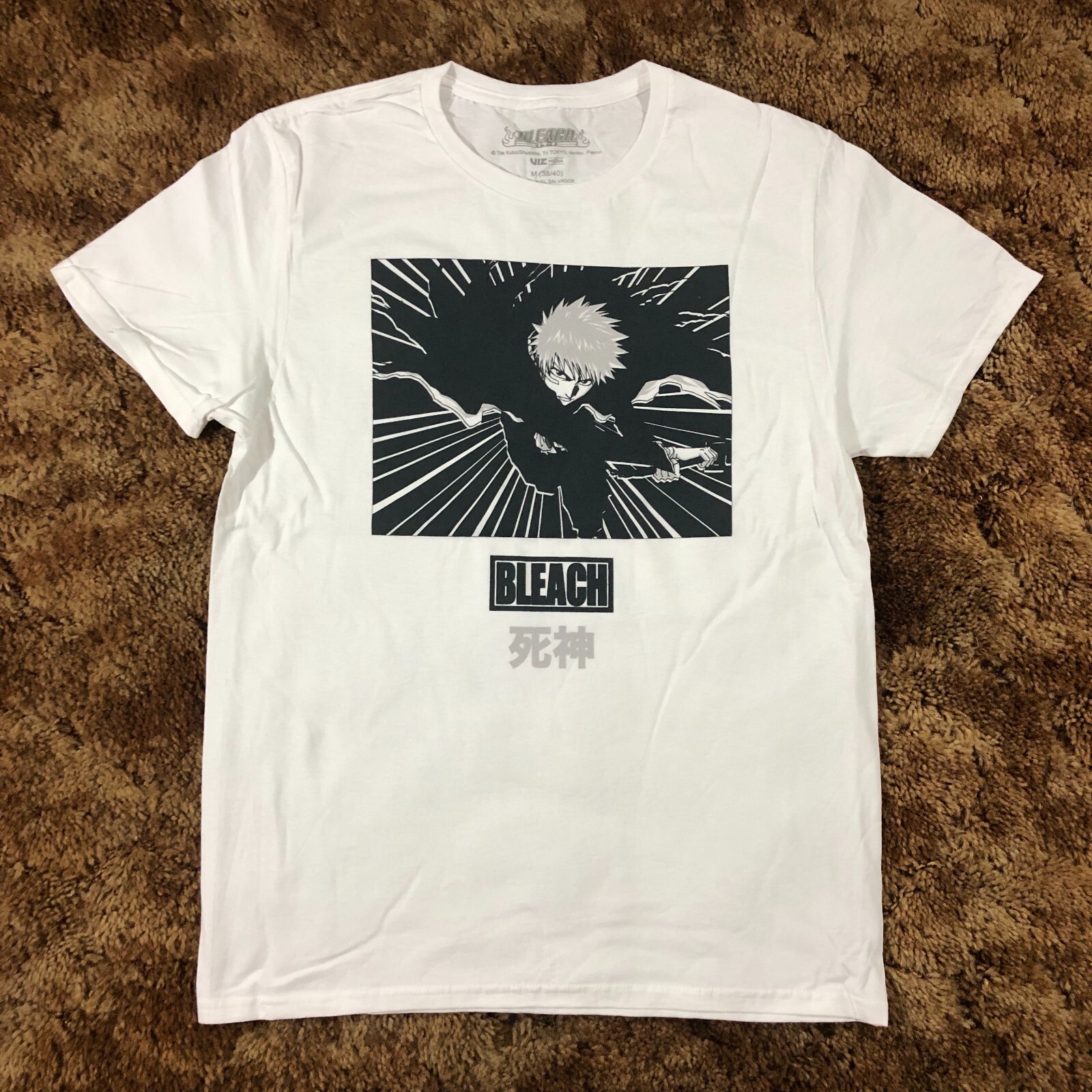 NEW Viz Media x Bleach Anime Ichigo Kurosaki Men Sz M White Shirt Japan Tokyo