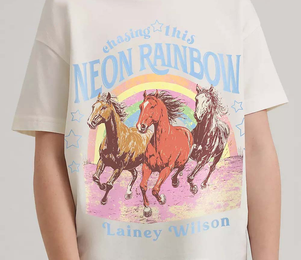 Lainey Wilson X Wrangler Chasing This Neon Rainbow T-Shirt Cotton S-5XL TD1663