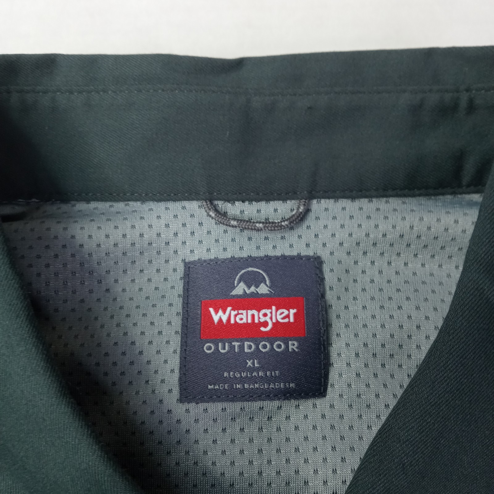 Wrangler All Season Stretch Shirt Men’s XL XLarge Gray Convertible Sleeves UPF