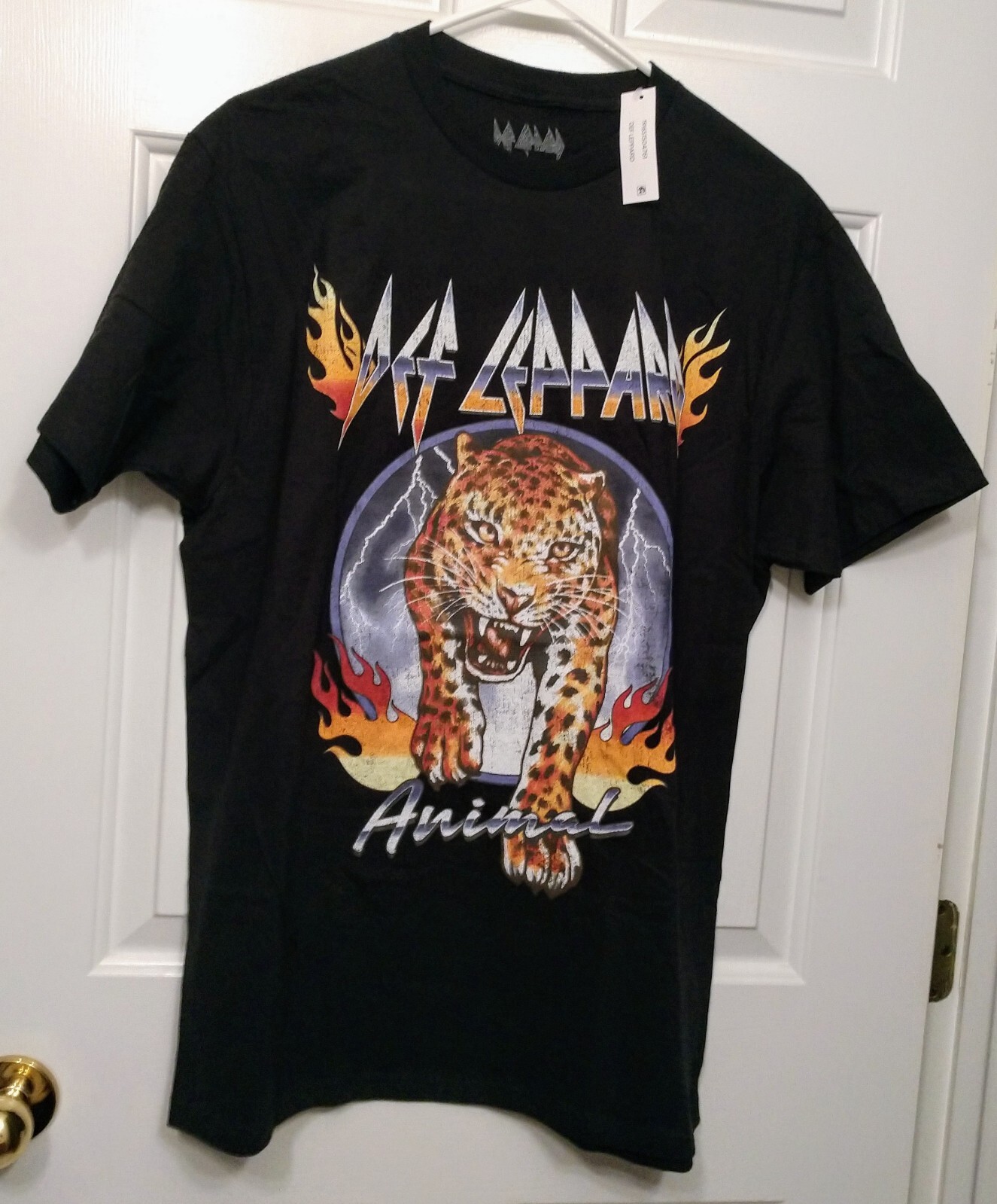 Men’s Def Leppard Black Graphic Tee *See Description