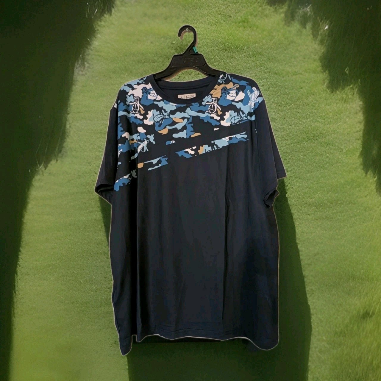 NWT ORIGINAL PENGUIN Men’s T-Shirt Blue Iris Camo Moisture Wicking Stretch Lg