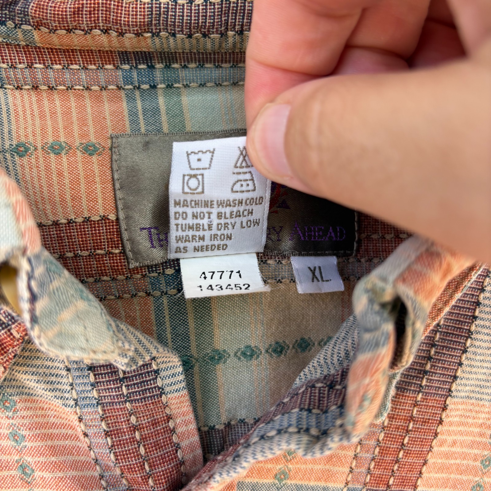 The Territory Ahead Button Down Shirt Men’s XL Multi Color Plaid Textured Boho