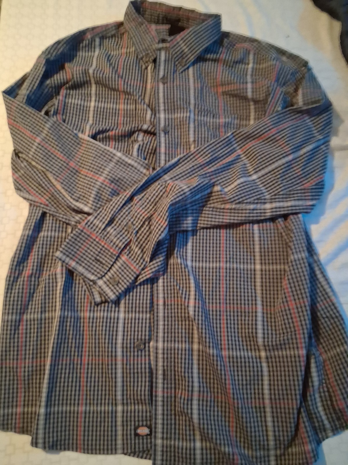 Genuine Dickies Plaid Flannel Shirt Mens M Black Red Button Up Workwear light