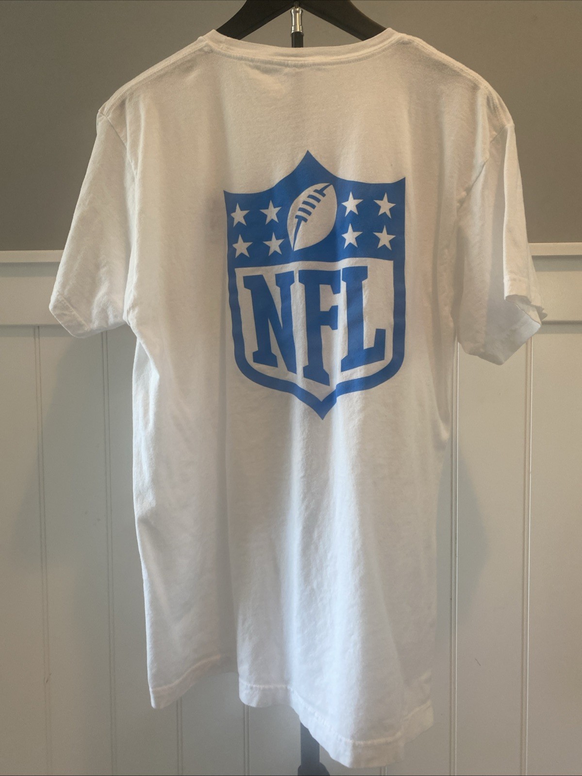 Bud Light NFL Official Beer Sponsor Shirt White Classic Logos Excellent Size XL