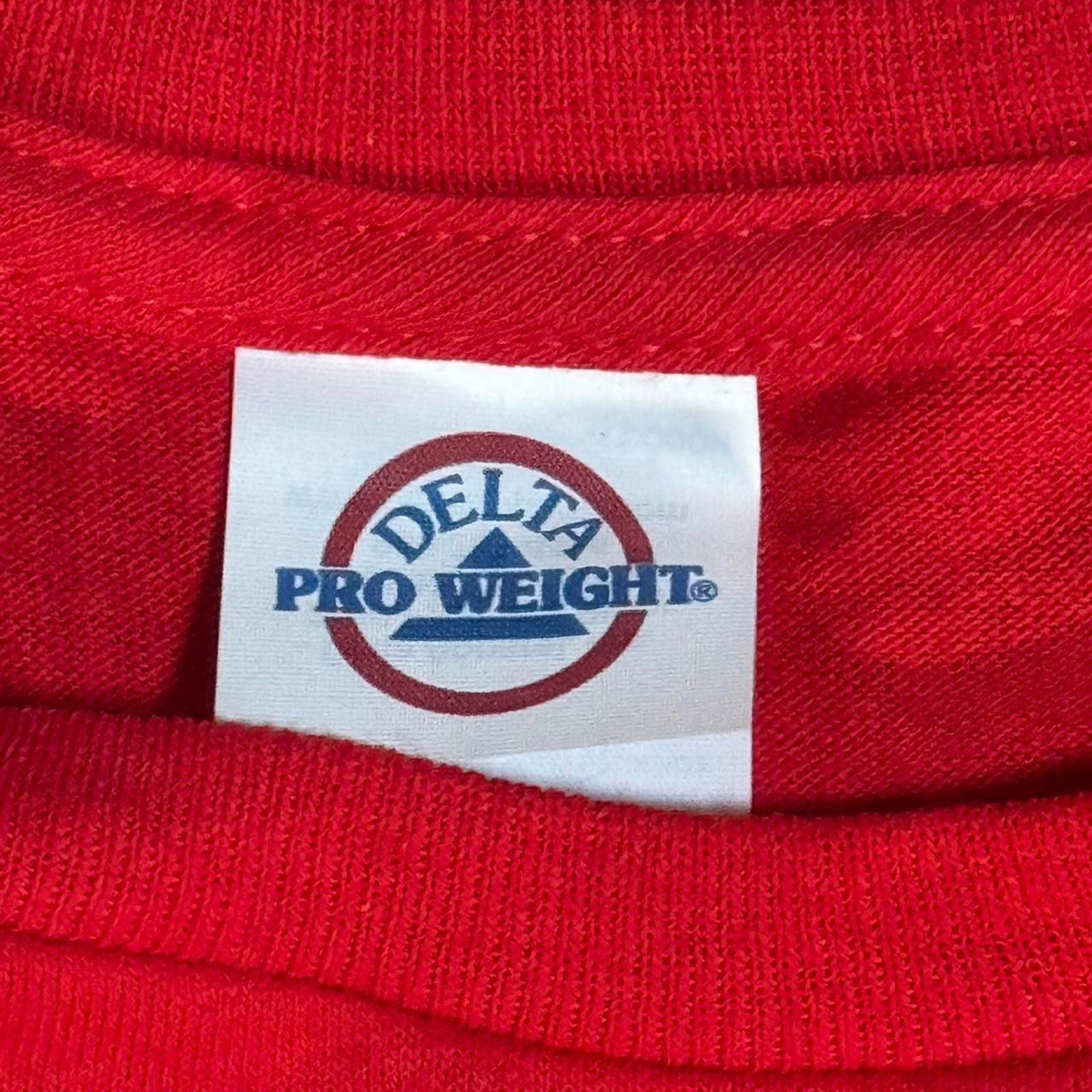 Delta pro weight red marlin large size (width 21in, length 28in) graphic T shirt