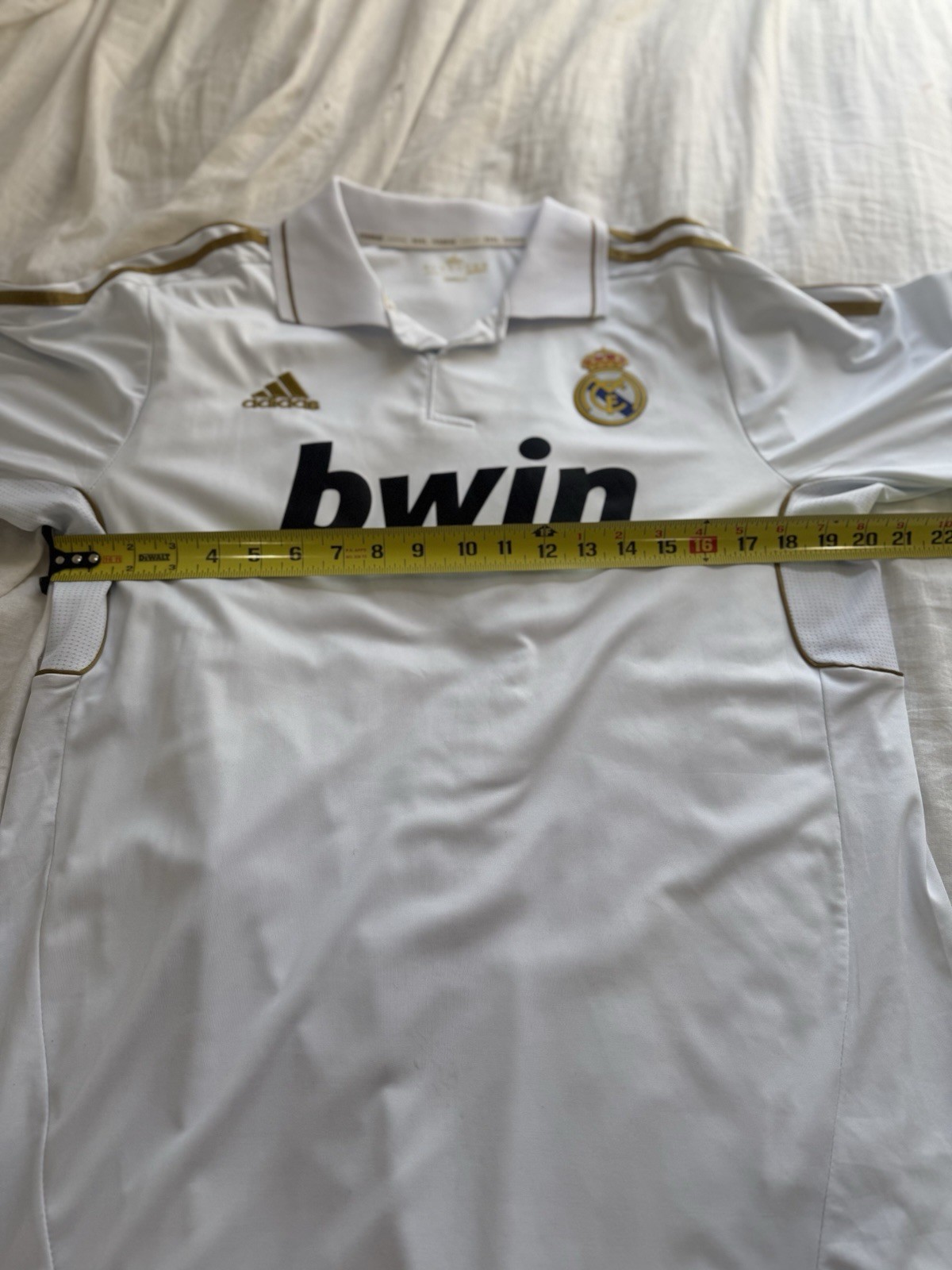 Authentic Real Madrid Cristiano Ronaldo #7 Jersey – White & Gold – Size XL