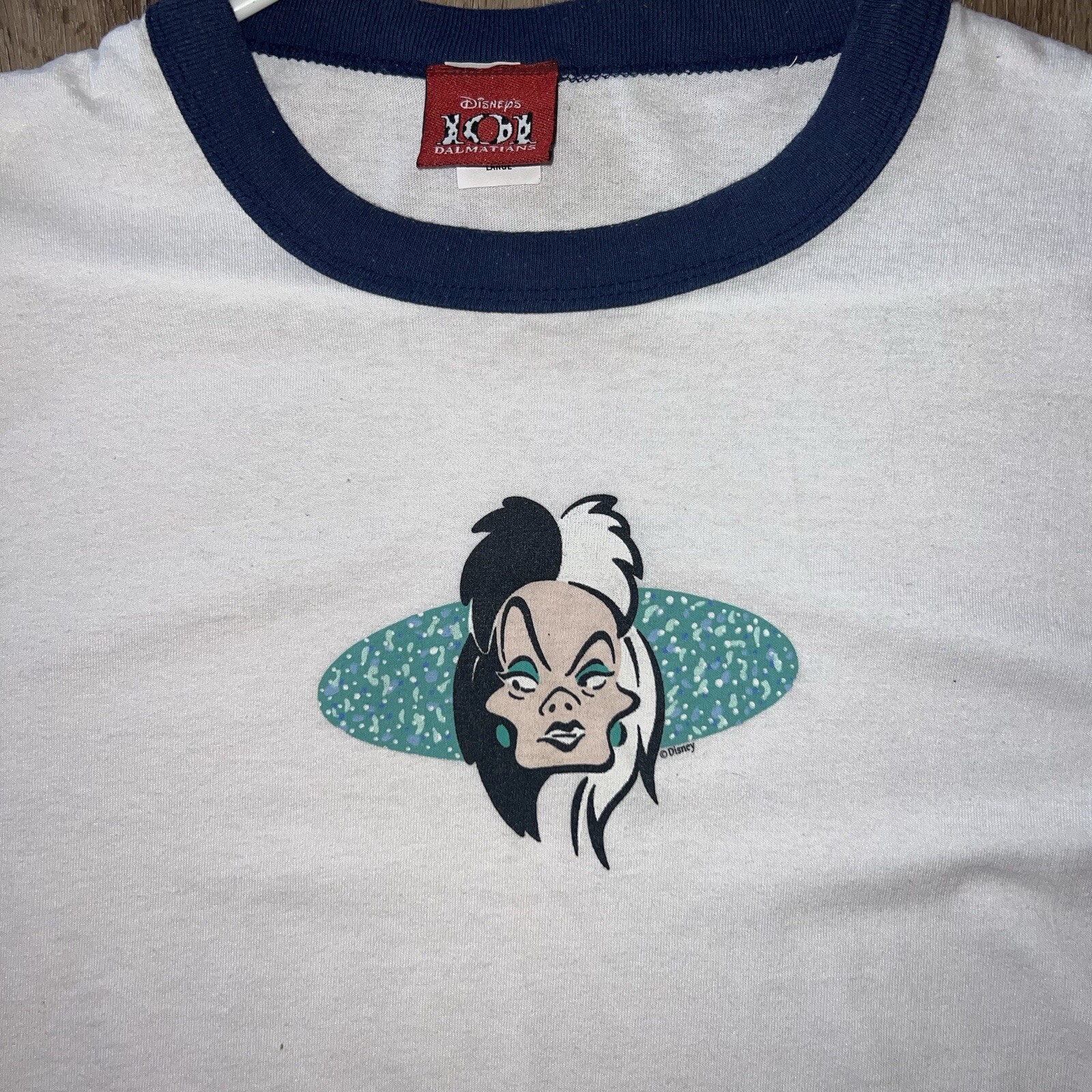 Vintage 90s 101 Dalmatians Cruella De Vil Ringer Shirt Disney Movie Sz L USA