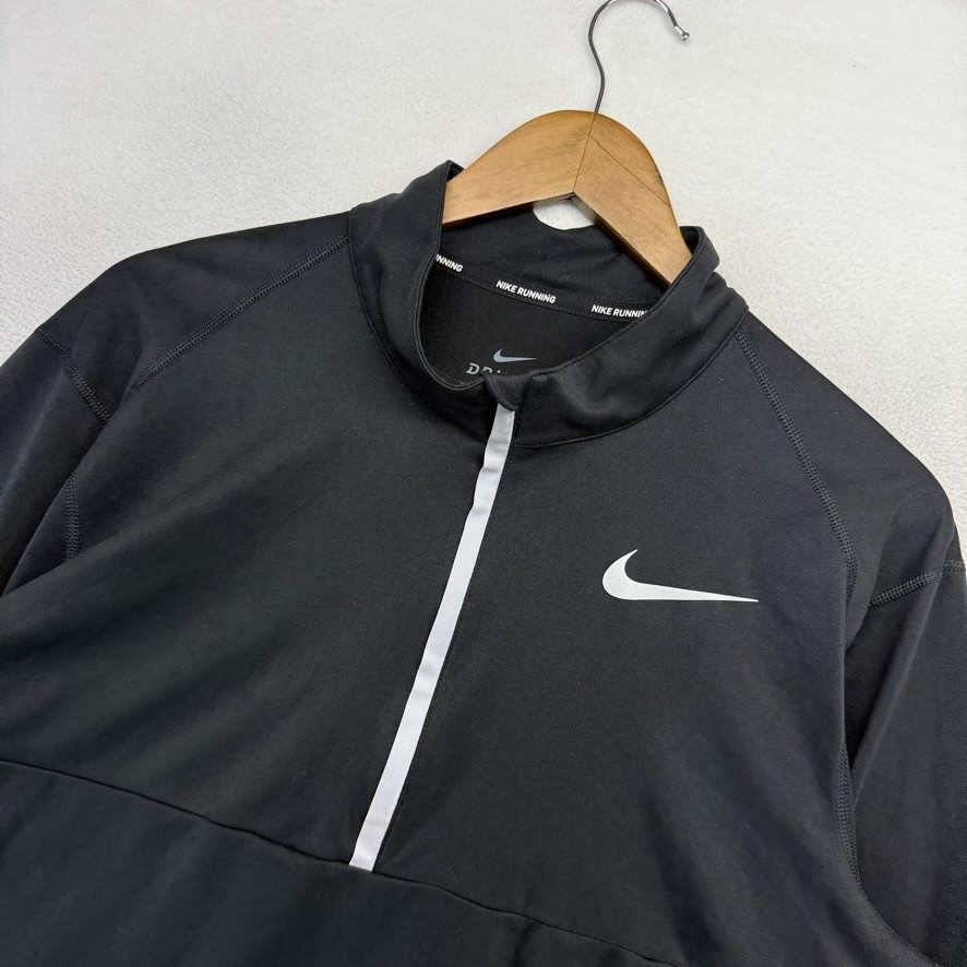 Nike Running Shirt Men’s XL Black Core Half 1/2 Zip Pullover Reflective Logo