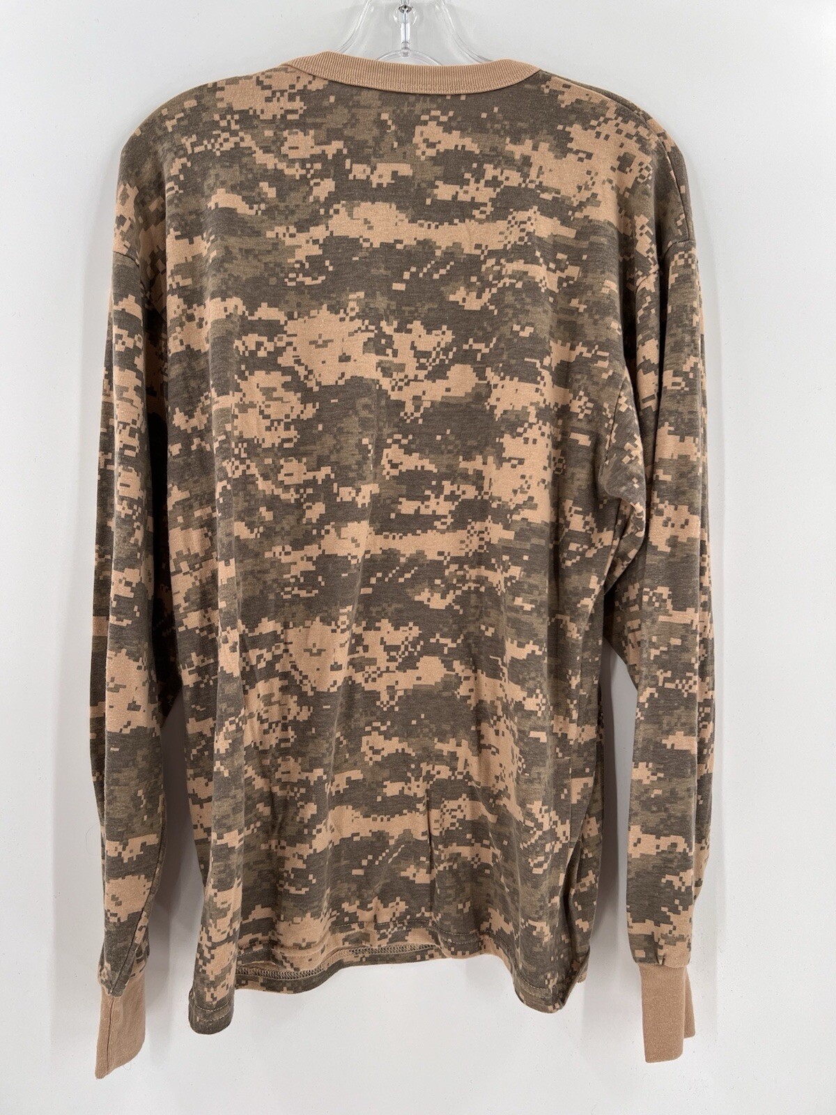 ROTHCO DIGITAL CAMO LONG SLEEVE TEE SHIRT SIZE LARGE EASY WEAR MACHINE WASH