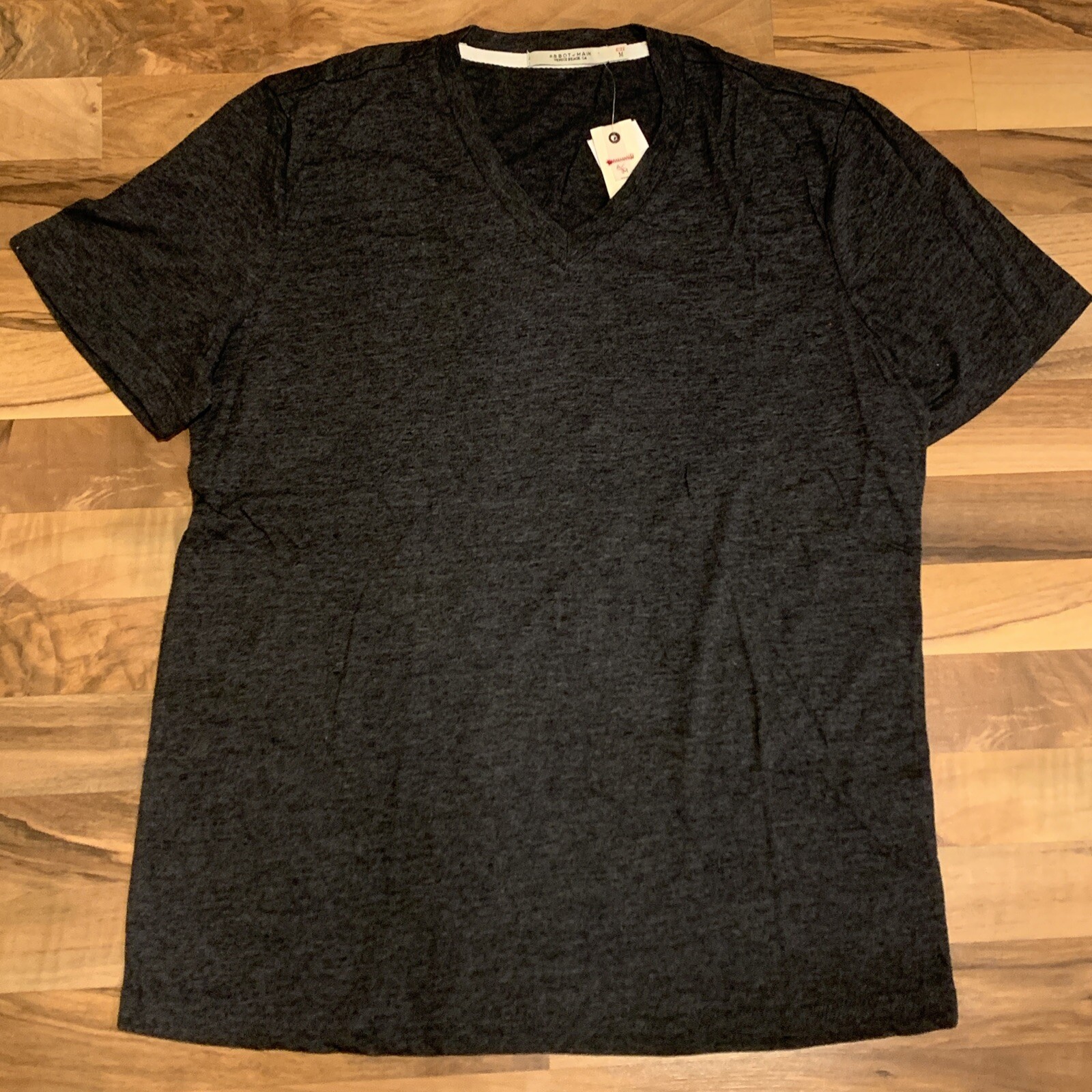 ABBOT & MAIN (Sz Medium) Men’s Basic V-Neck Tee T-Shirt Tri Blend Casual, Gray C