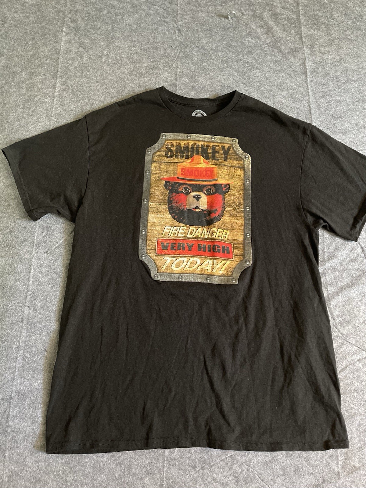 Smokey Bear Fire Danger T Shirt XL U.S. Forest Service Graphic Tee Black