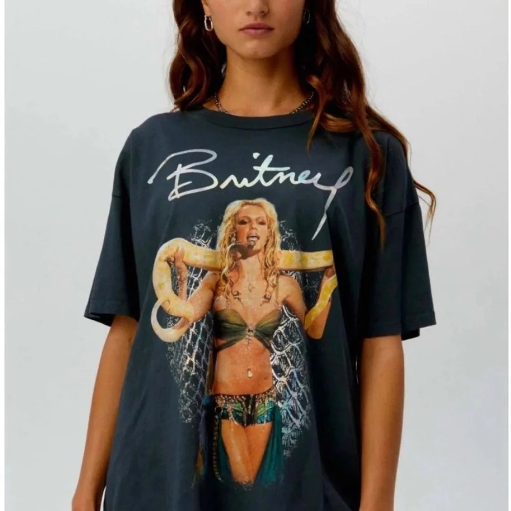 Remake Britney Spears 90s Black Short Sleeve T shirt Classic style NH28718