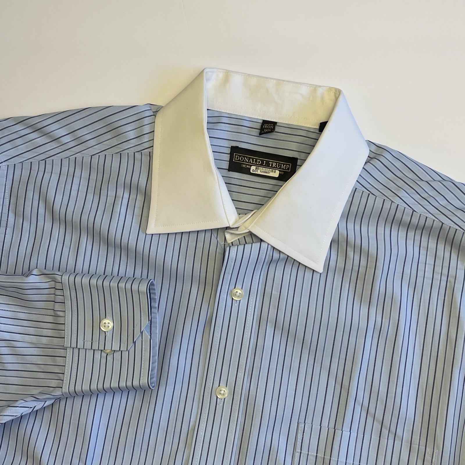 Donald J Trump Dress Shirt Mens 16.5 32/33 Blue Striped White Contrasting Collar