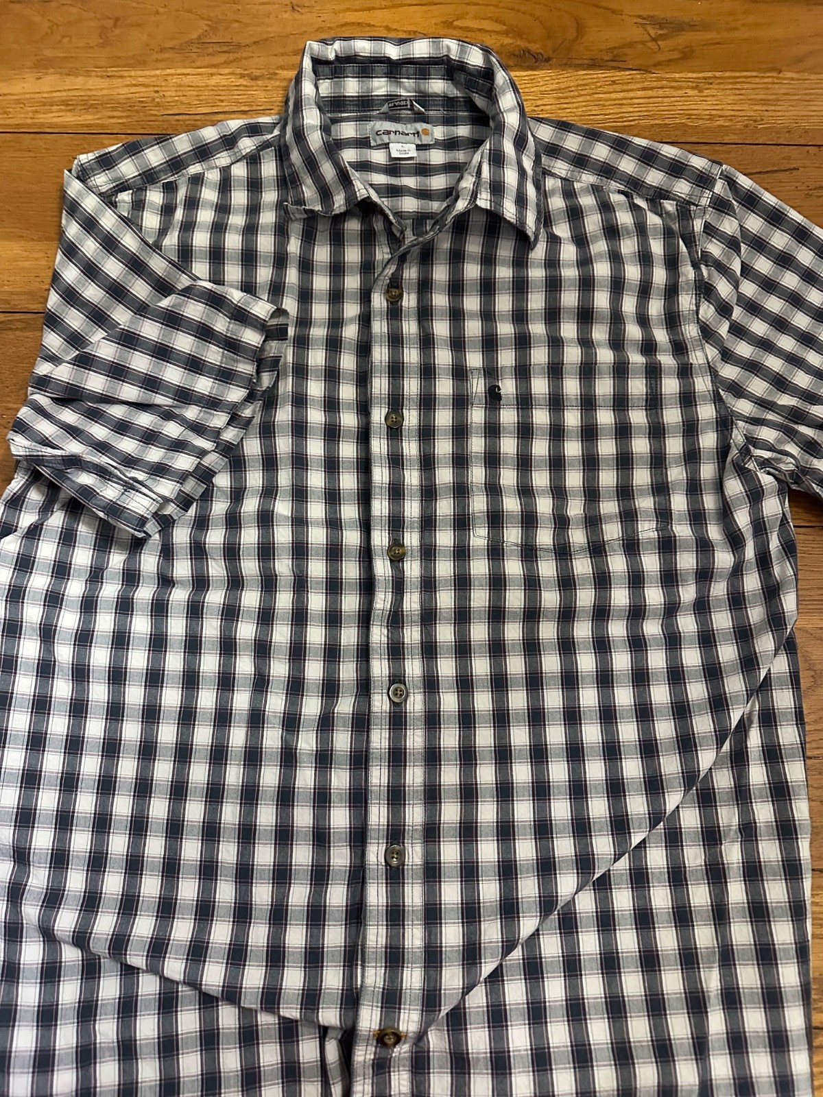 carhartt relaxed fit plaid short sleeve button down large