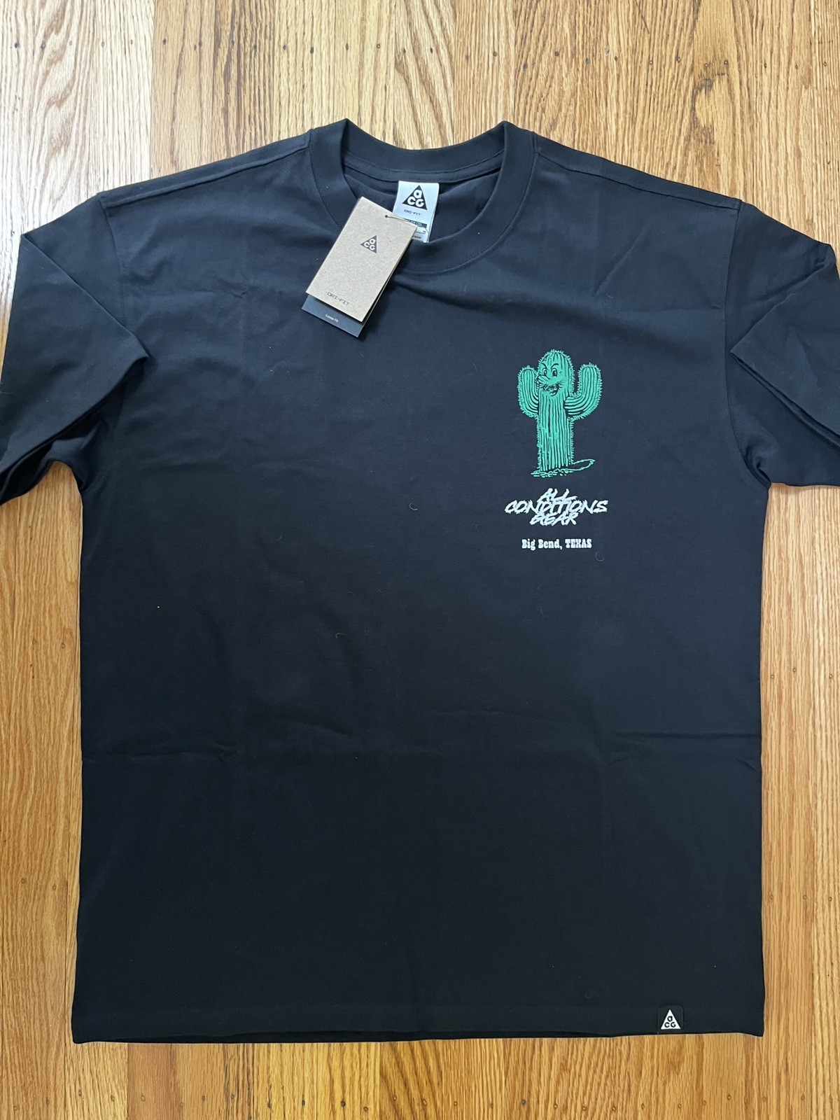 Nike ACG Big Bend Texas Cactus Graphic Tee Black Men’s Sz M Crew Neck Loose NWT