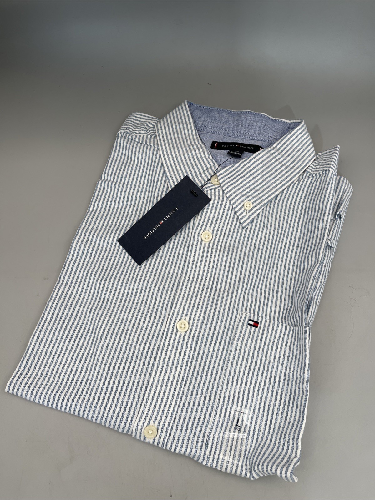 New Tommy Hilfiger Men’s Striped Button Down Cotton Shirt Size Large