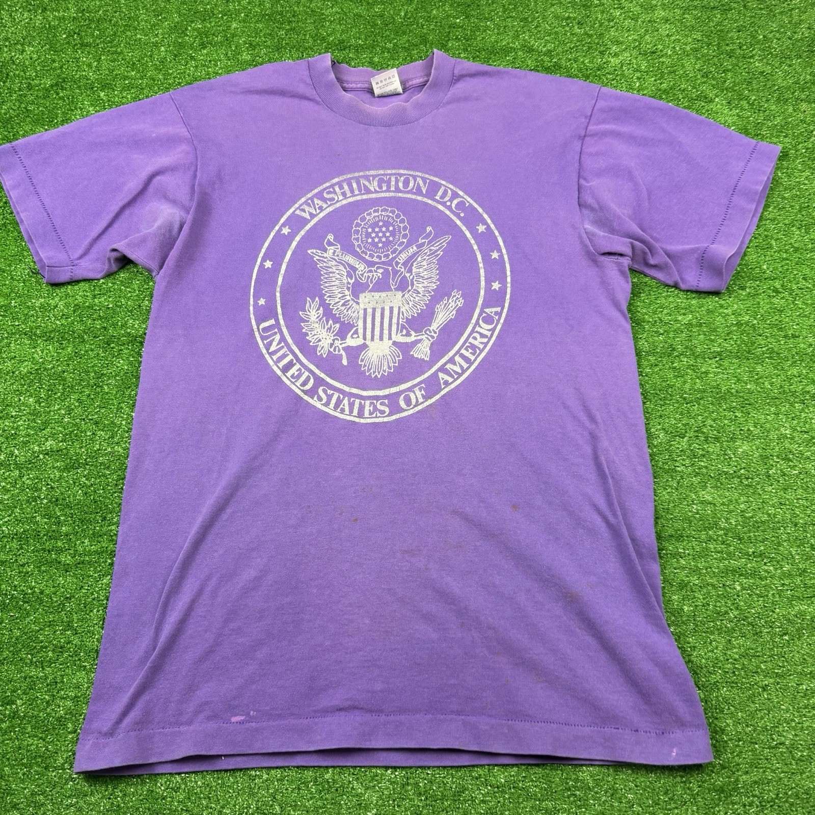 Vintage 80’s 90’s Washington DC United States Purple T-Shirt FOTL Size Large USA