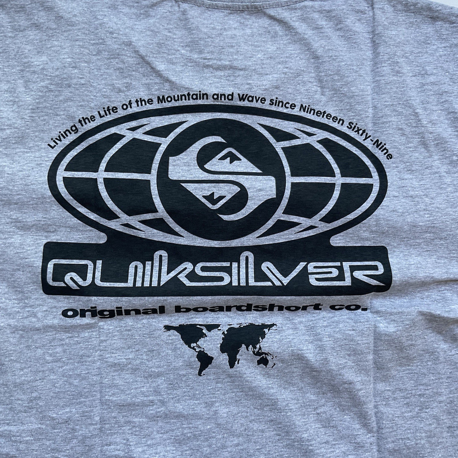 $30 Quiksilver Men’s Worldwide Boardriding Short Sleeves T-Shirt In Grey Size M