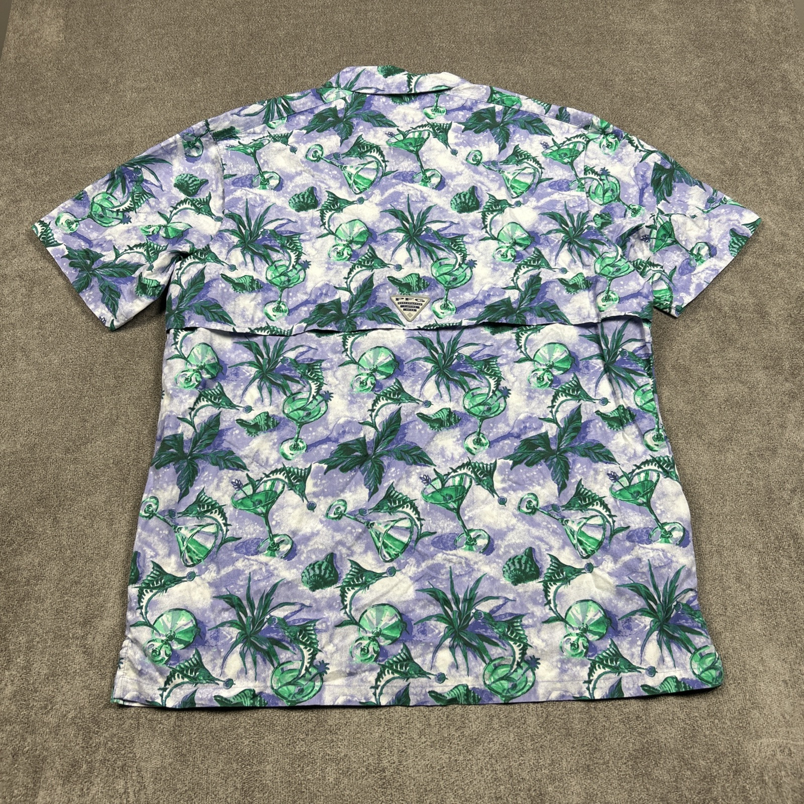 Columbia PFG Shirt Mens Large Graphic Vented Fishing Hawaiian Camp Martini
