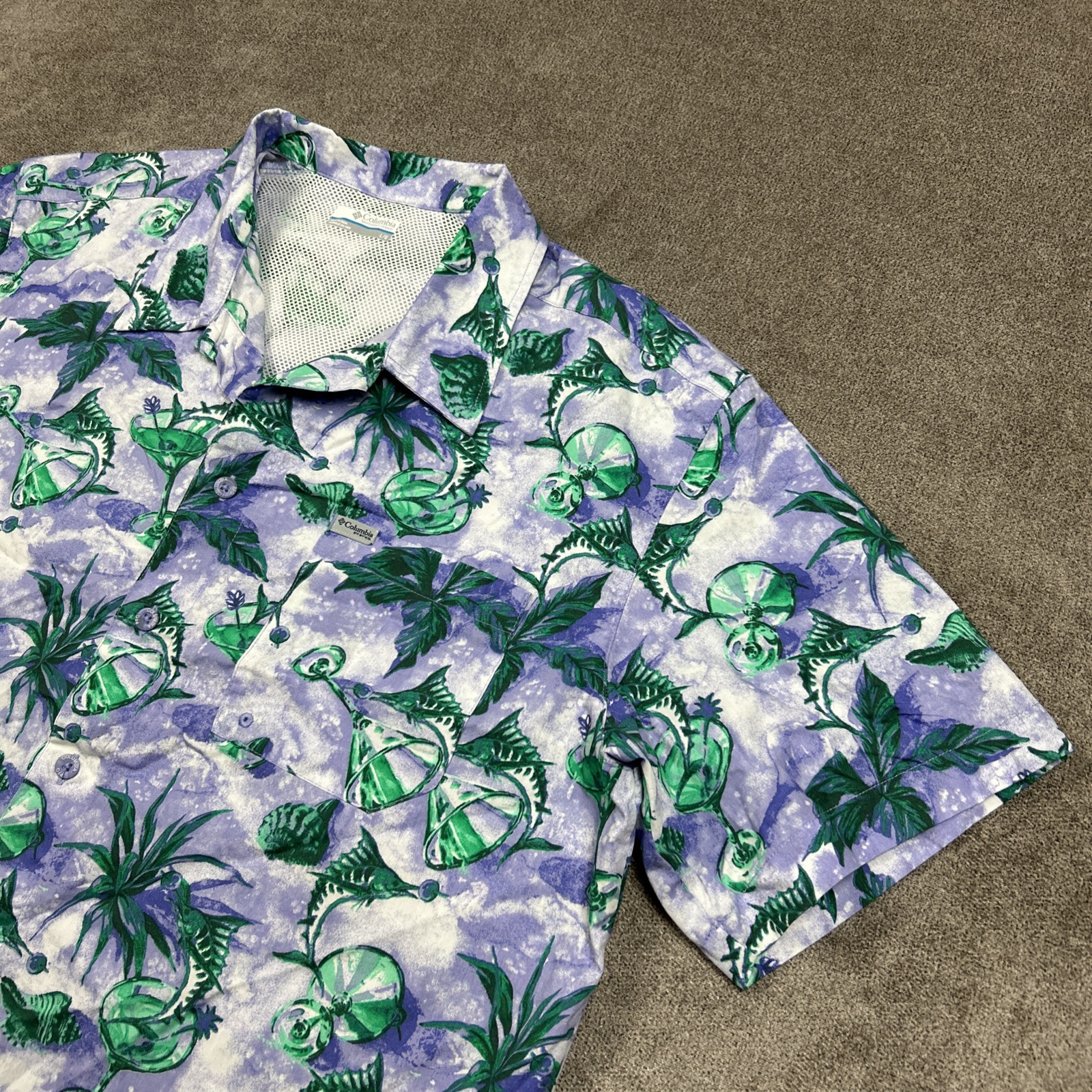 Columbia PFG Shirt Mens Large Graphic Vented Fishing Hawaiian Camp Martini