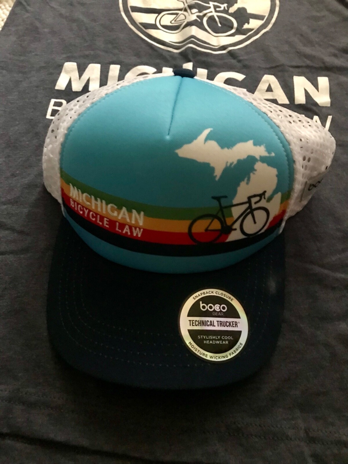 New BellaCanvas Short Sleeve TShirt Sz S/XL+BOCO Stylish Running Trucker Hat MBL