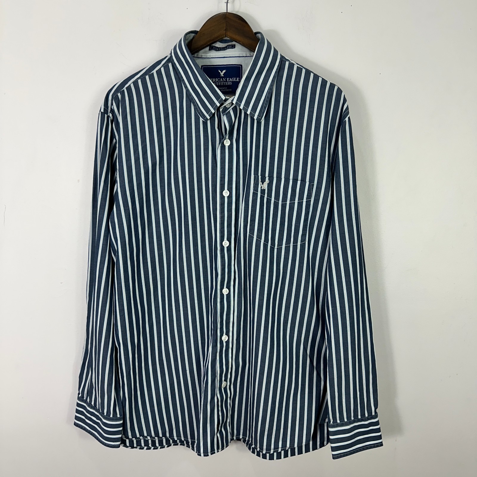 American Eagle Shirt XXL Blue White Striped Button Front Y2K Preppy Vintage Fit