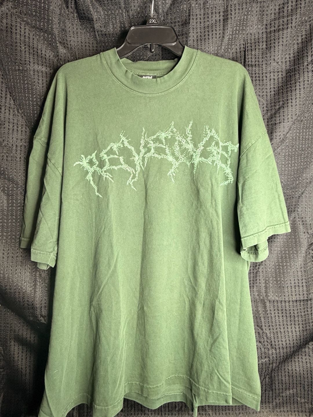 Revenge Anarchy Skull Lightning Graphic T-Shirt in Olive Green