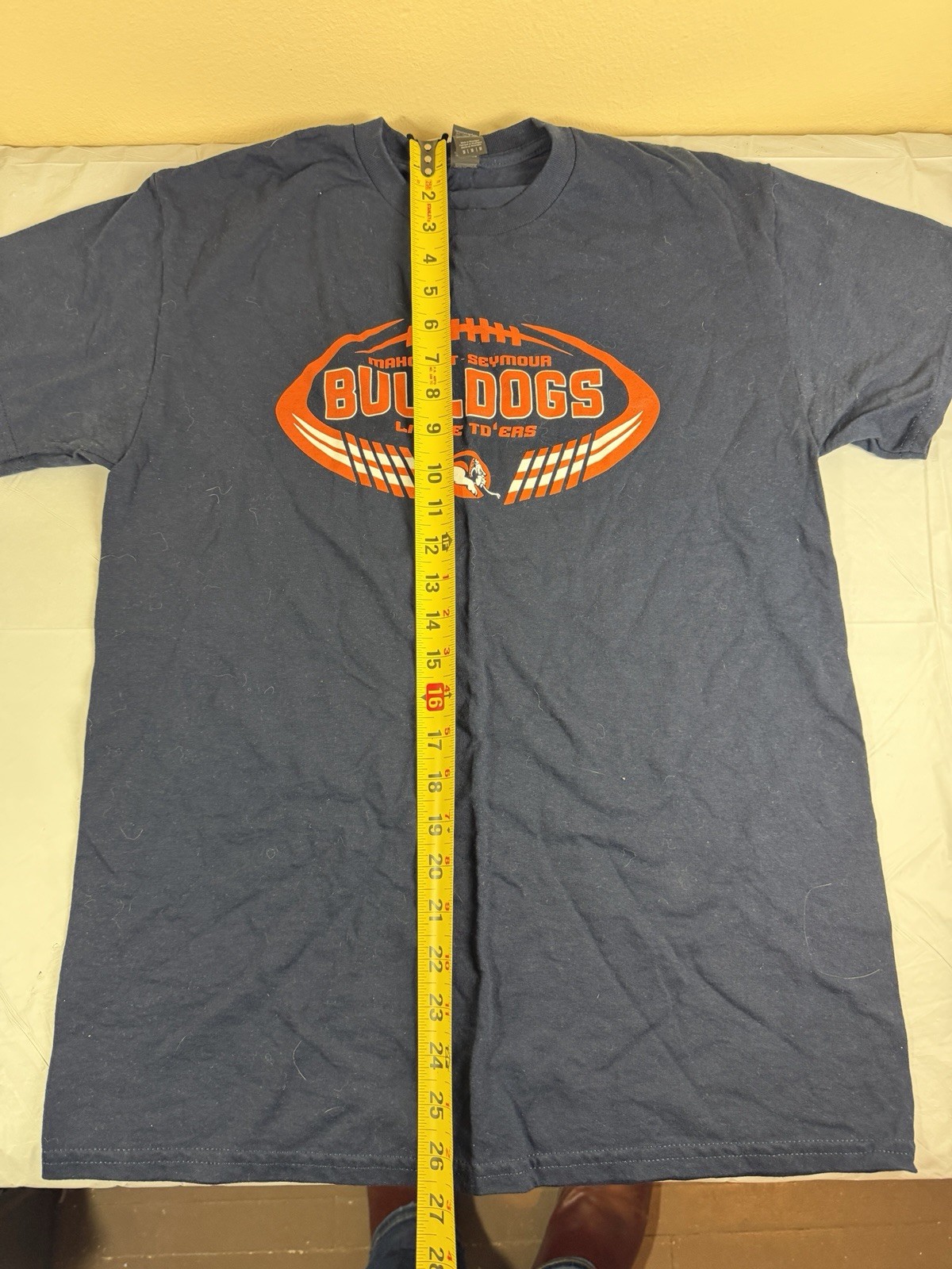 Gildan DryBlend Bulldogs Men’s Navy Blue T-Shirt Size M