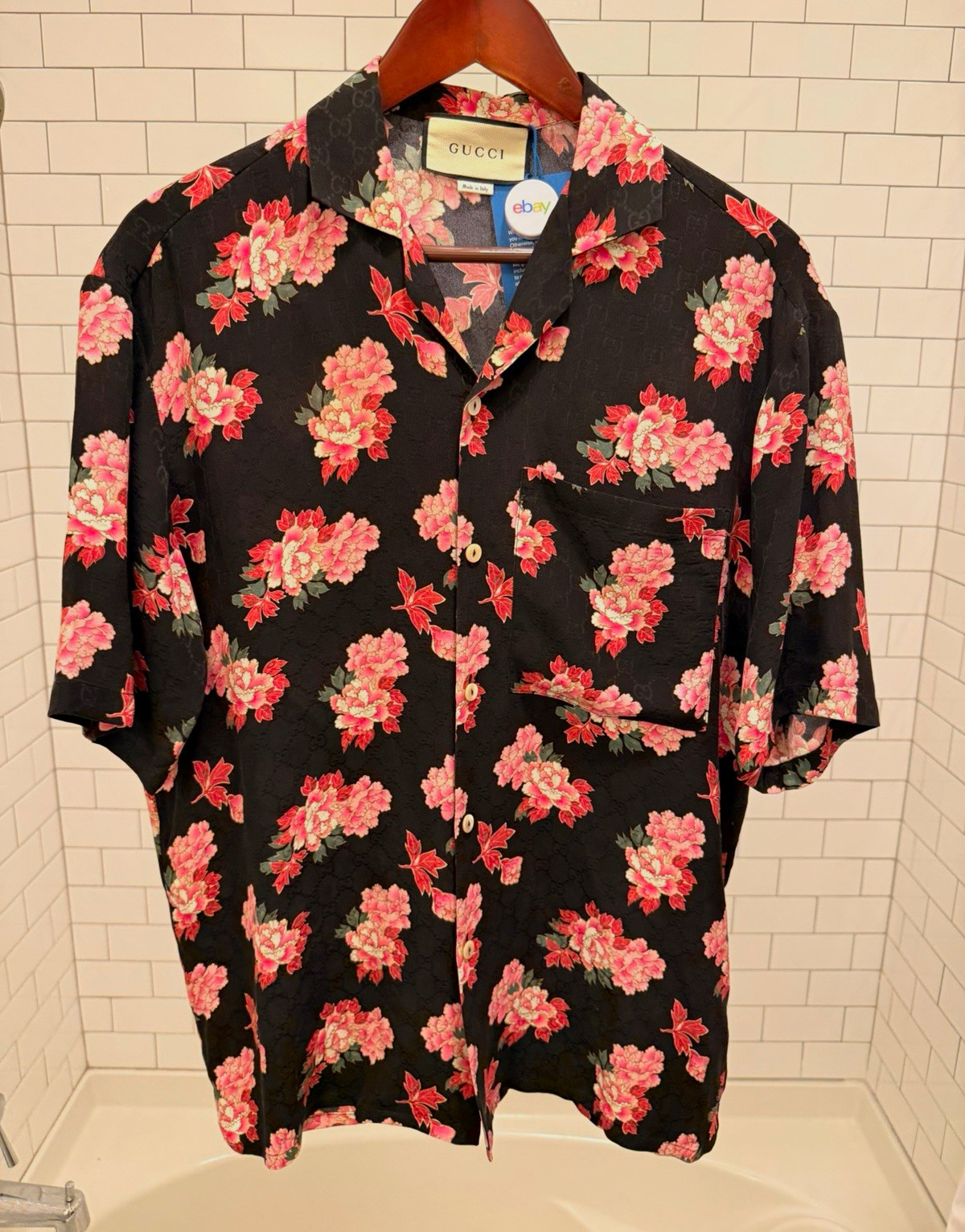 Gucci Men’s Black Floral Silk Spread Collar Short Sleeve Button-Up Shirt 44