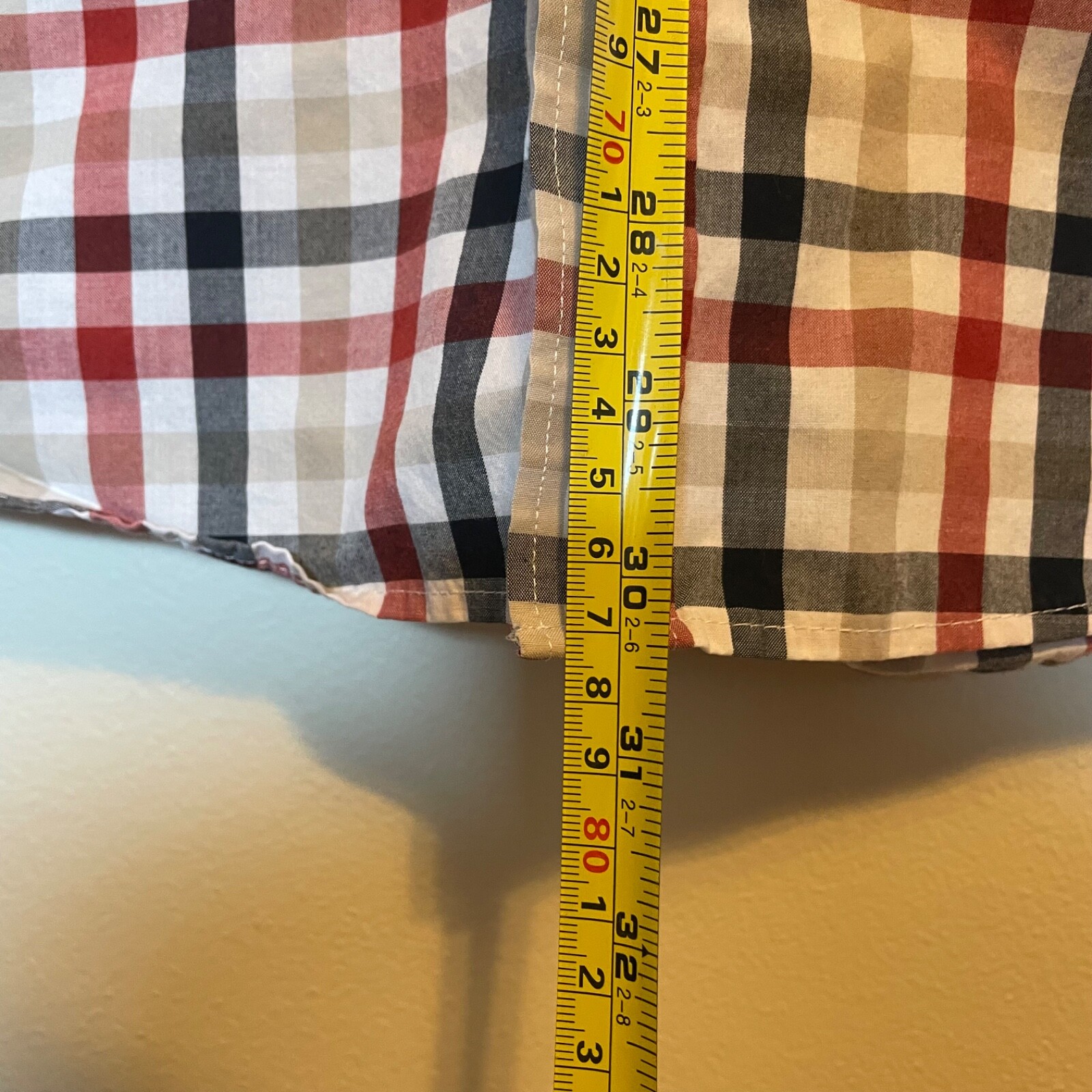Van Heusen Mens Button Up Size L Red Plaid Short Sleeve Collared Classic Preppy