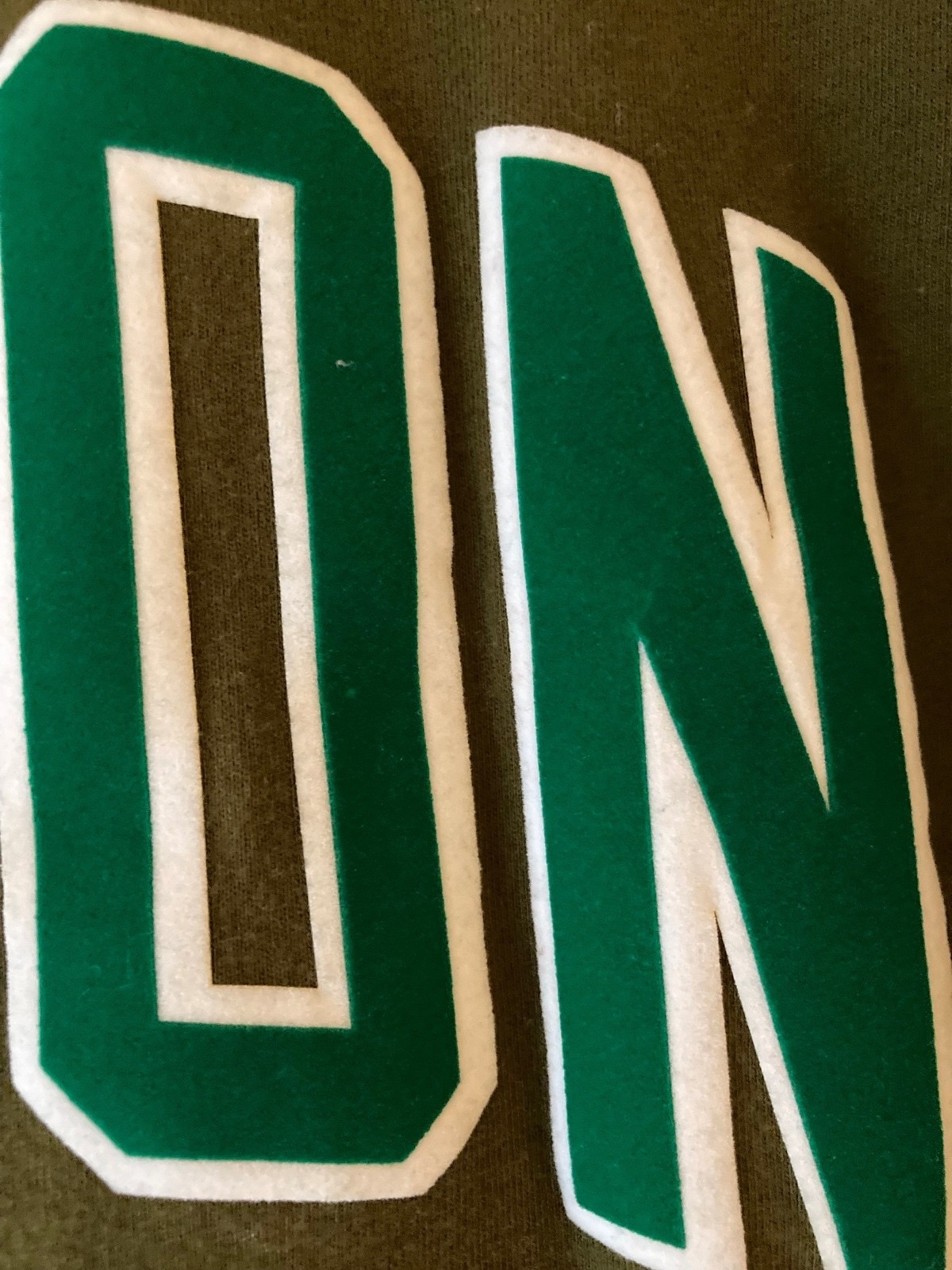 . PRD Standard Boston Celtics Mens L Green Embroidered T-Shirt