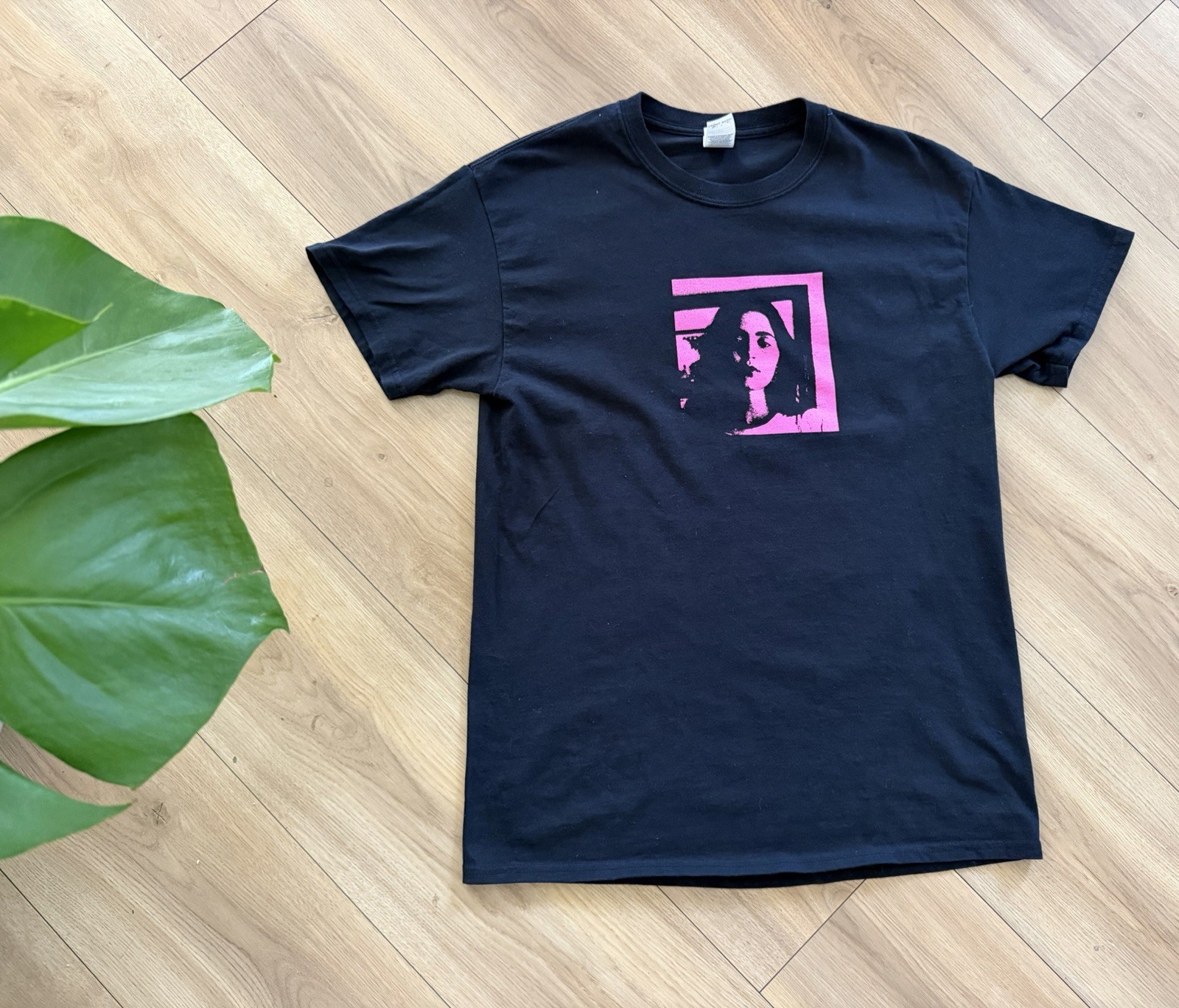 Clairo Tour Shirt 2021 Medium Black Indie Pop Soft Music