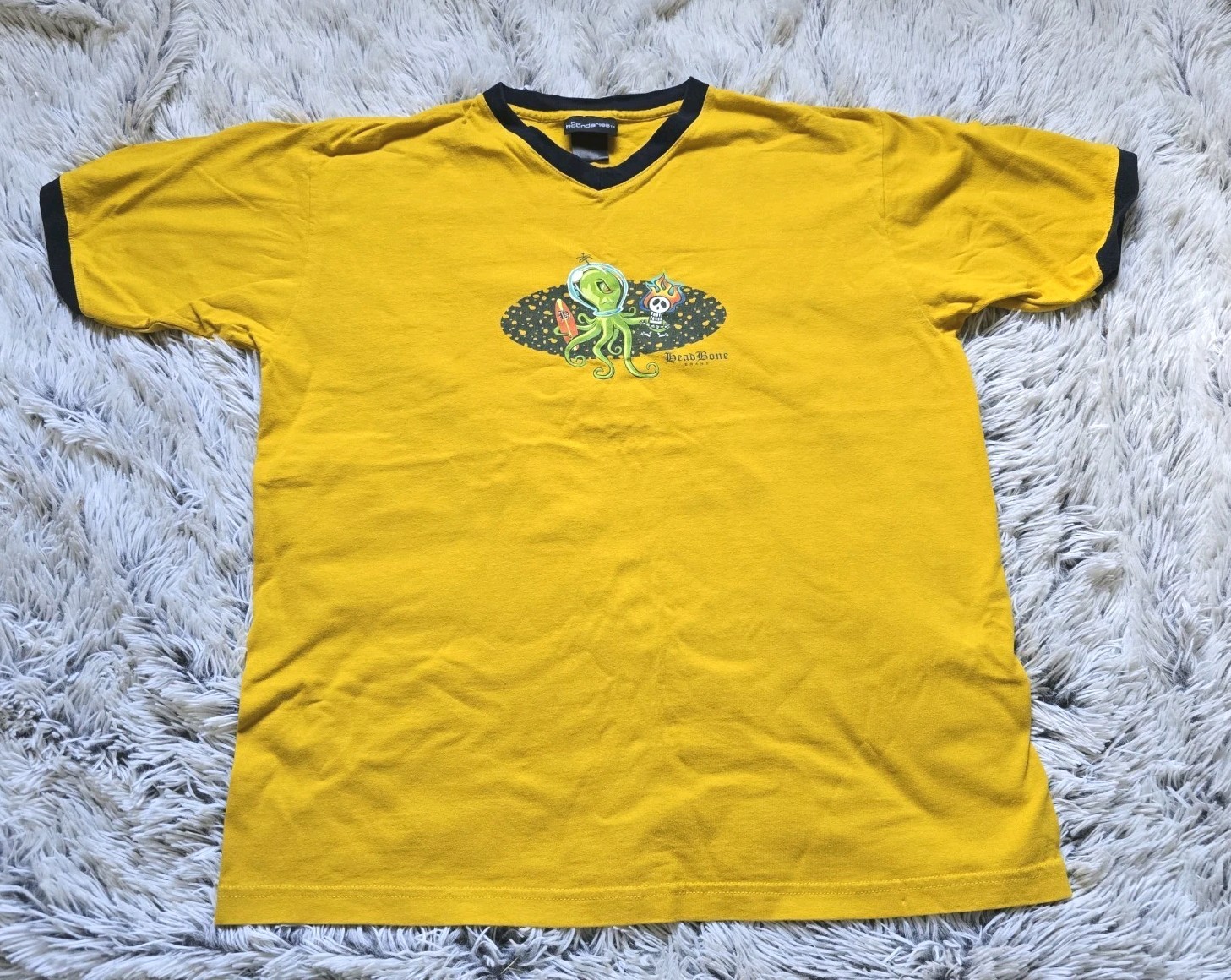 Men’s Vintage 90’s Y2K NO BOUNDARIES Alien / HeadBone Brand Short Sleeve SZ M