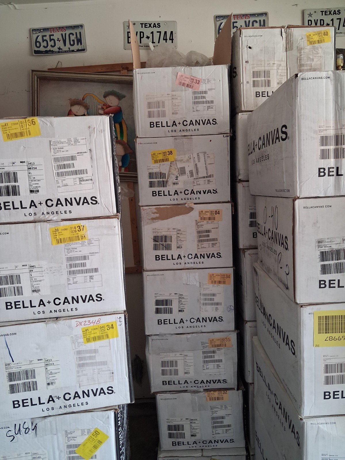 bella canvas lot. Xsmall to 3xl. New blanks. Various colors and sizes