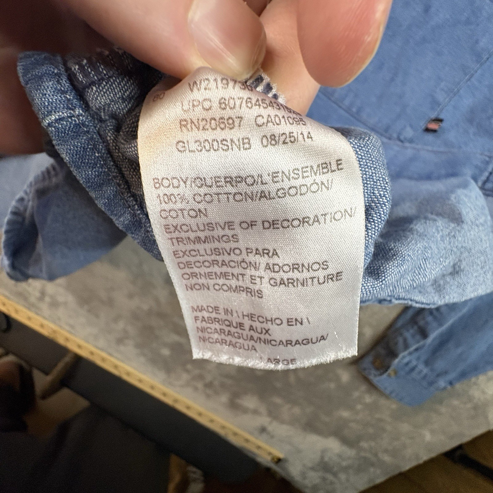 Dickies Men’s L Blue Denim Work Shirt Button Down SEE DESCRIPTION