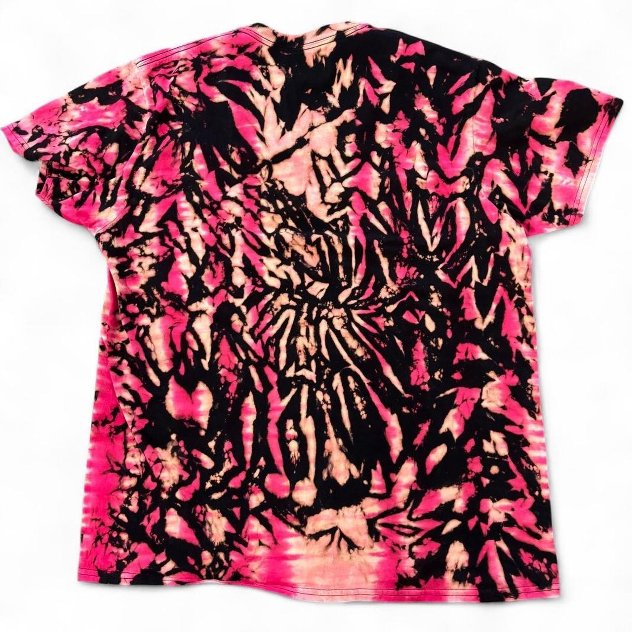 NEON PINK BLEACHED TIE-DYE T-SHIRT | BRAND NEW | TRENDY STREETWEAR