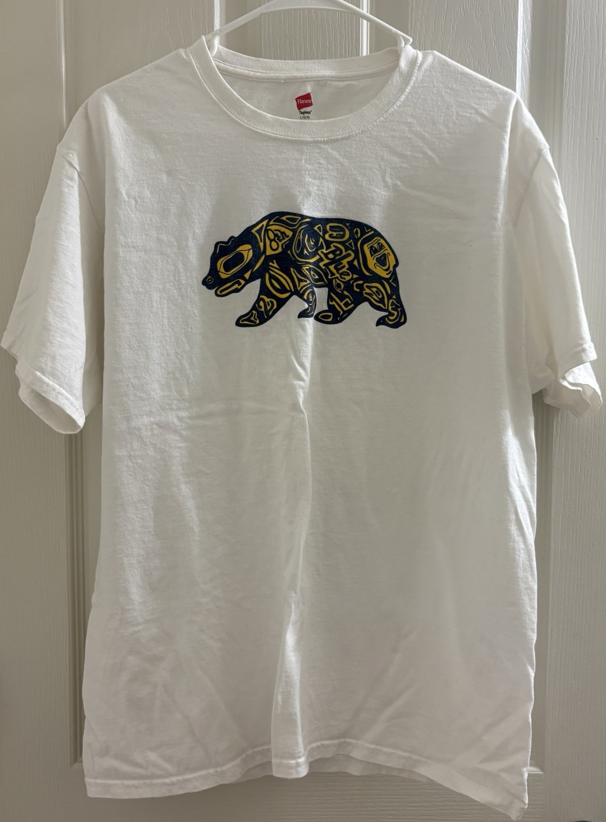 Lair Territory – Bear Graphic – Size Large T-Shirt