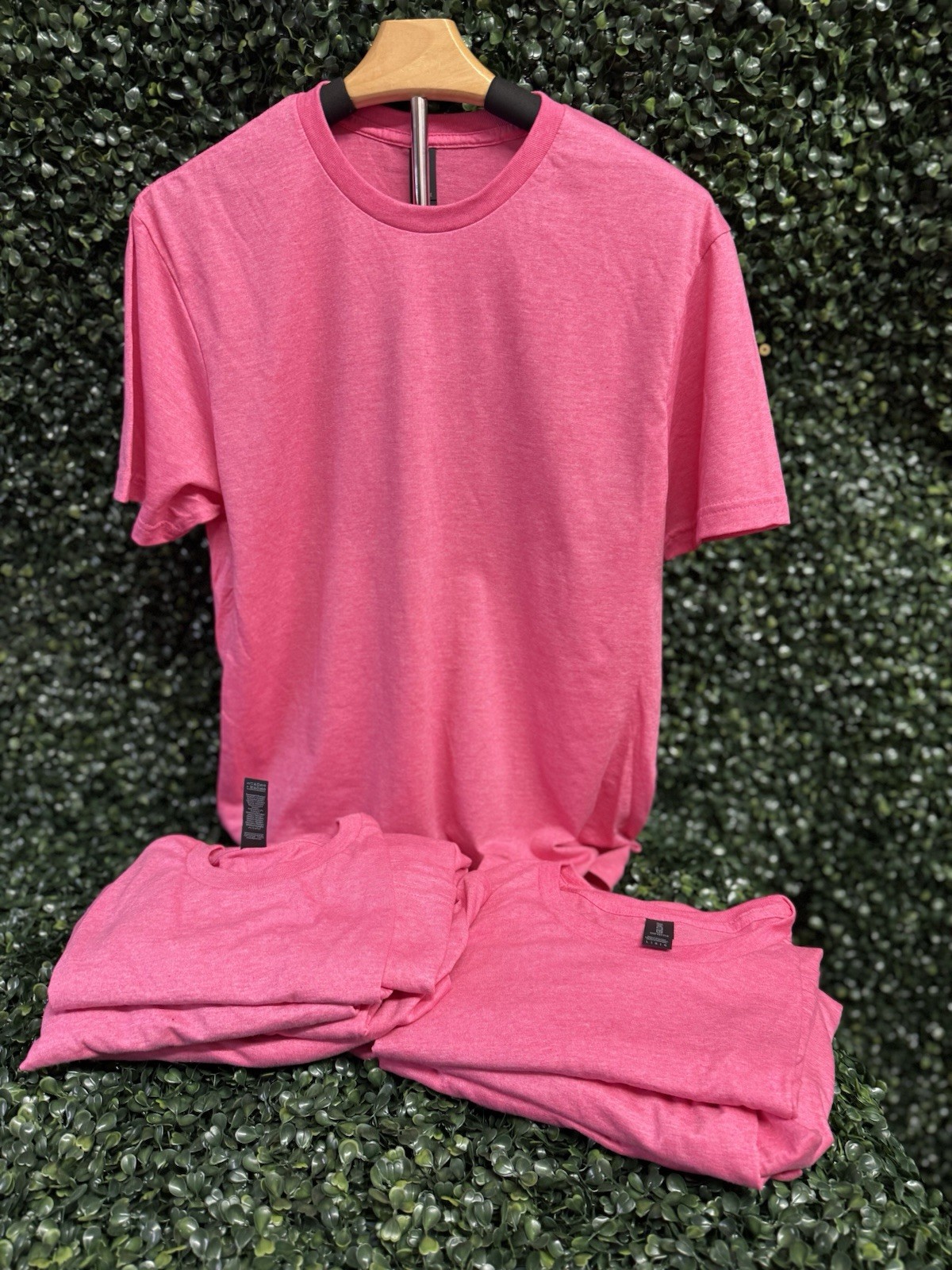 Heather heliconia Gildan softstyle unisex G640 65% polyester35% ring spun cotton