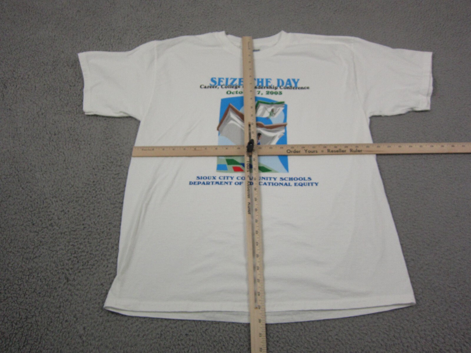 Vintage Library Shirt Mens XL Extra Large White Mens Books Reading Sioux City 1A