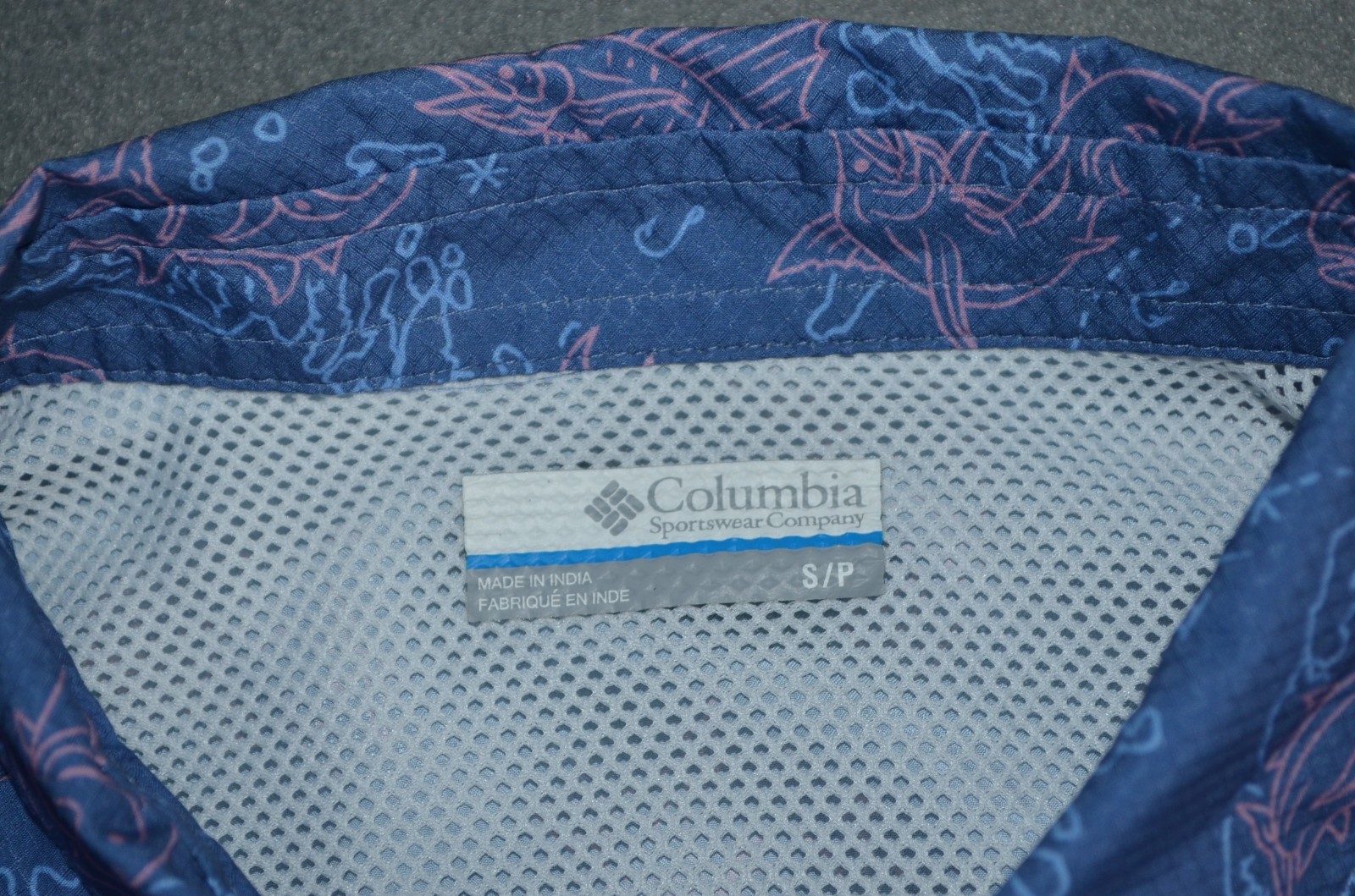 Columbia PFG Super Slack Tide Camp Shirt Mens Size Small Vented Omni Shade