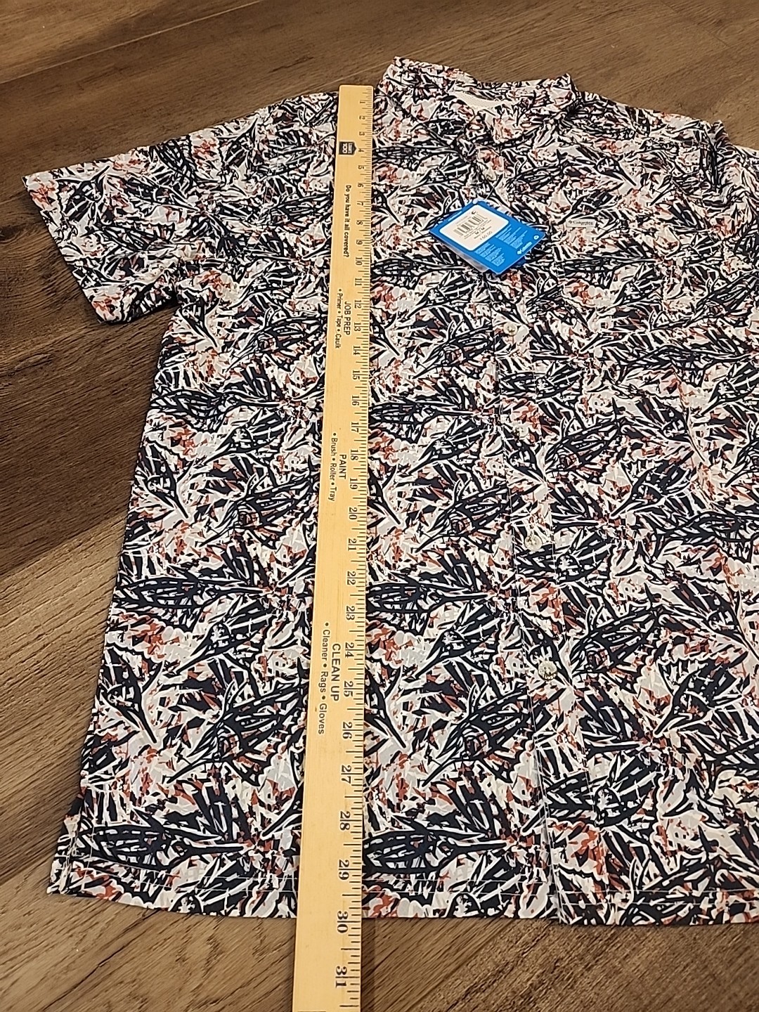Columbia PFG Men’s Medium Super Slack Tide Camp Shirt Short Sleeve (SRP $60.00)