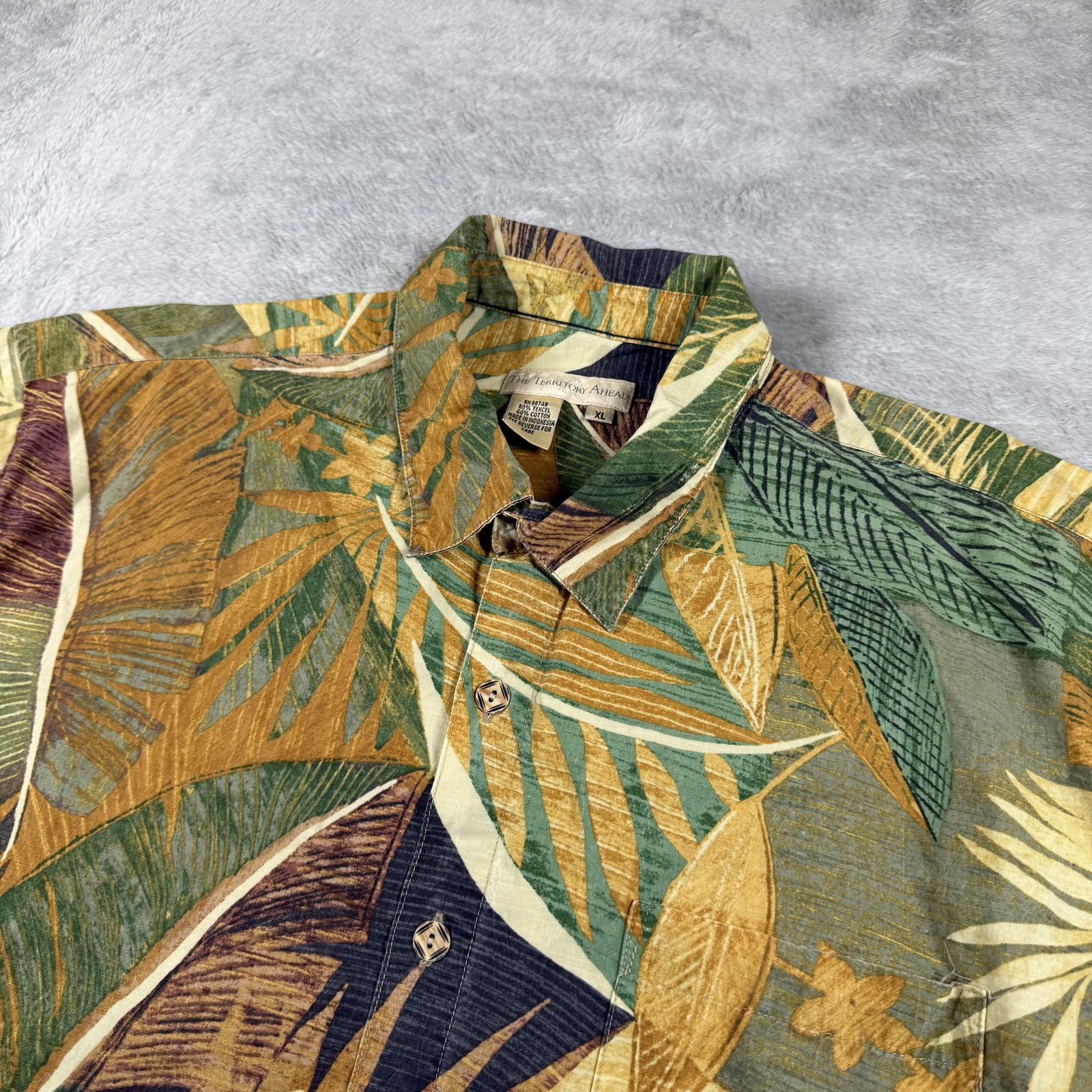 Territory Ahead Shirt Mens XL Tropical Leaf Hawaiian AOP Resort Vacation Camp
