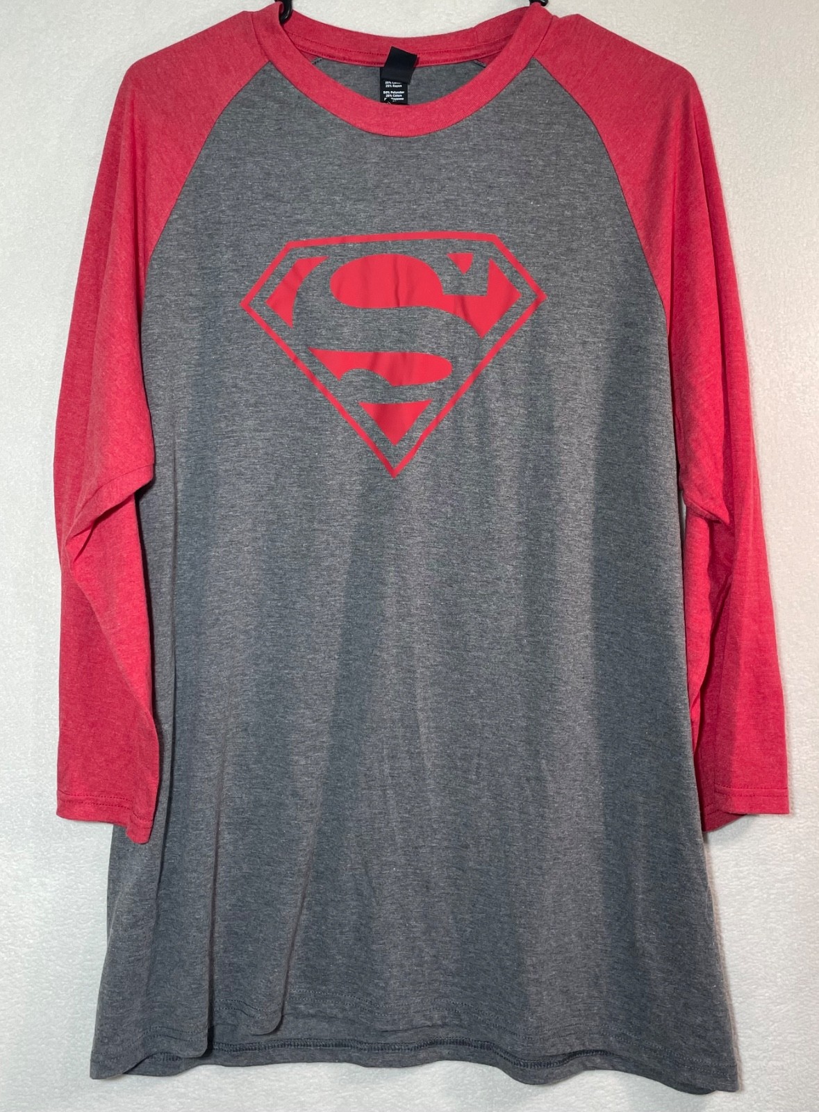 District Perfect Tri T-Shirt Men 3/4 Sleeve Raglan Baseball Superman “S” Logo XL