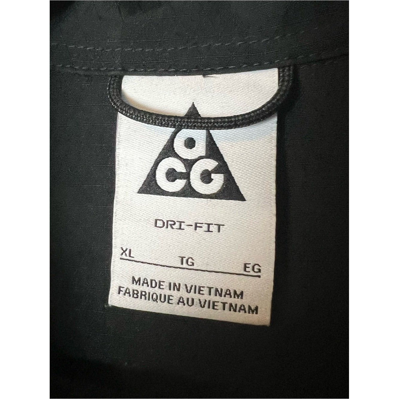 Nike ACG Men’s Devastation Trail Dri-FIT UV Utility Shirt Black Gorpcore Sz. XL