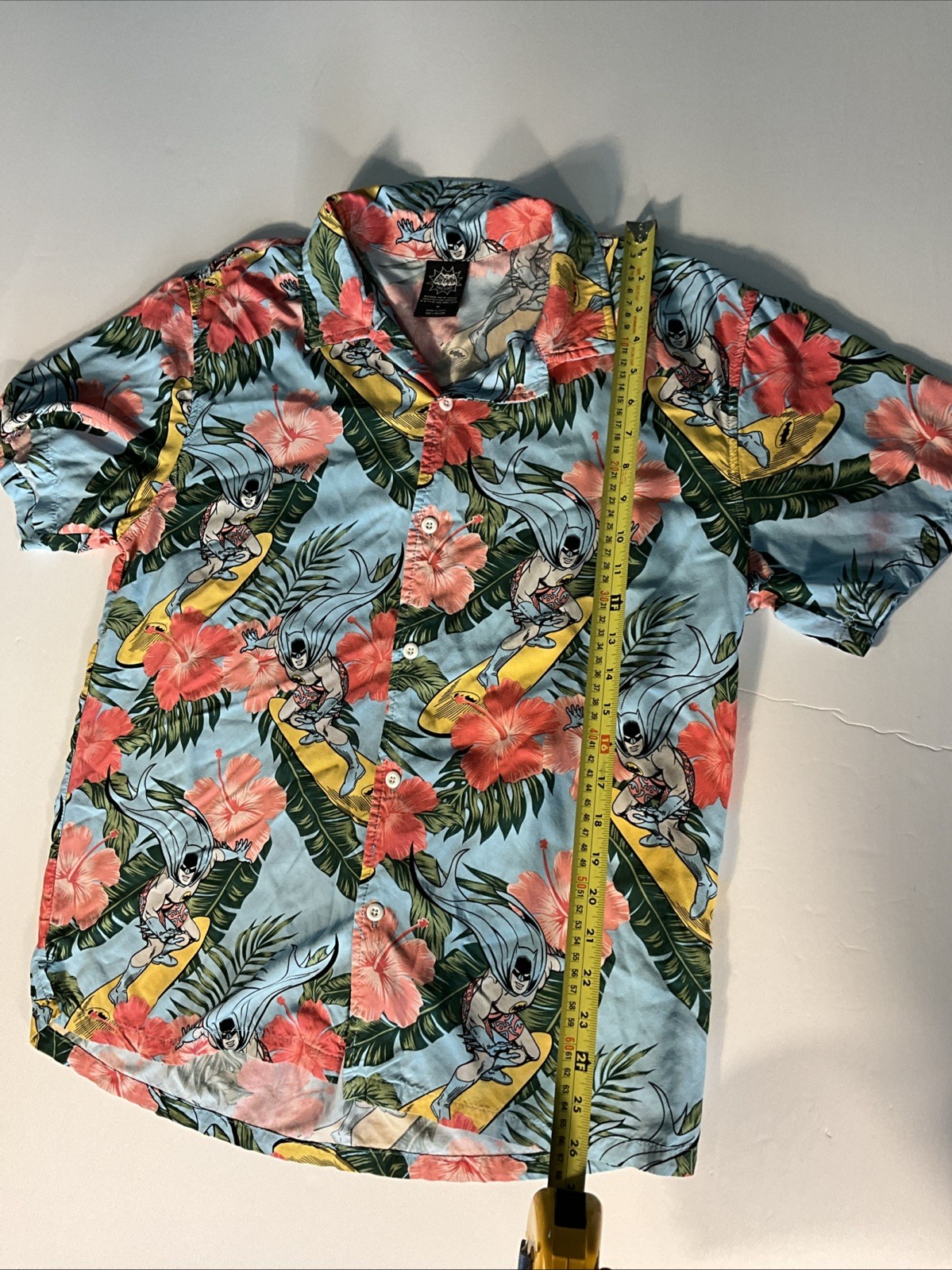 Batman Classic TV Series Hawaiian Camp Button Shirt Batman Surfing Floral Men M