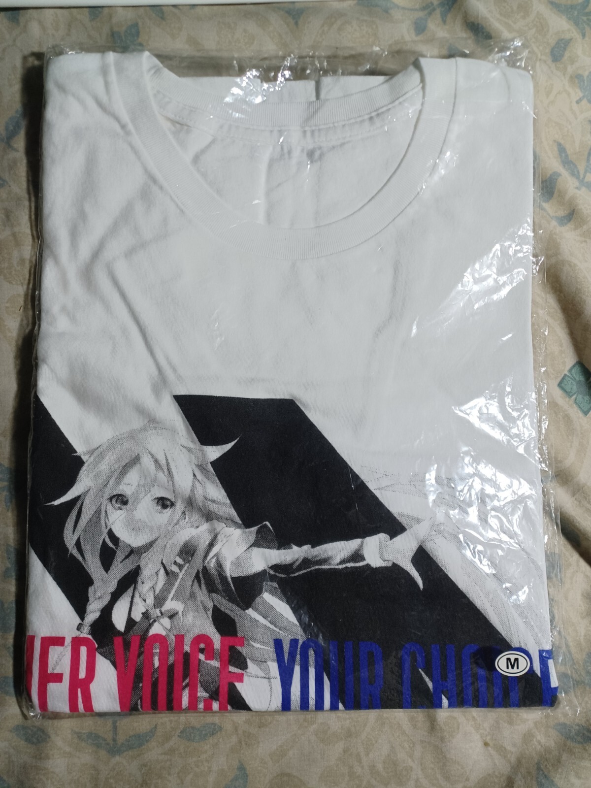 Vocaloid IA-chan “HER VOICE, YOUR CHOICE” M Tee T-Shirt