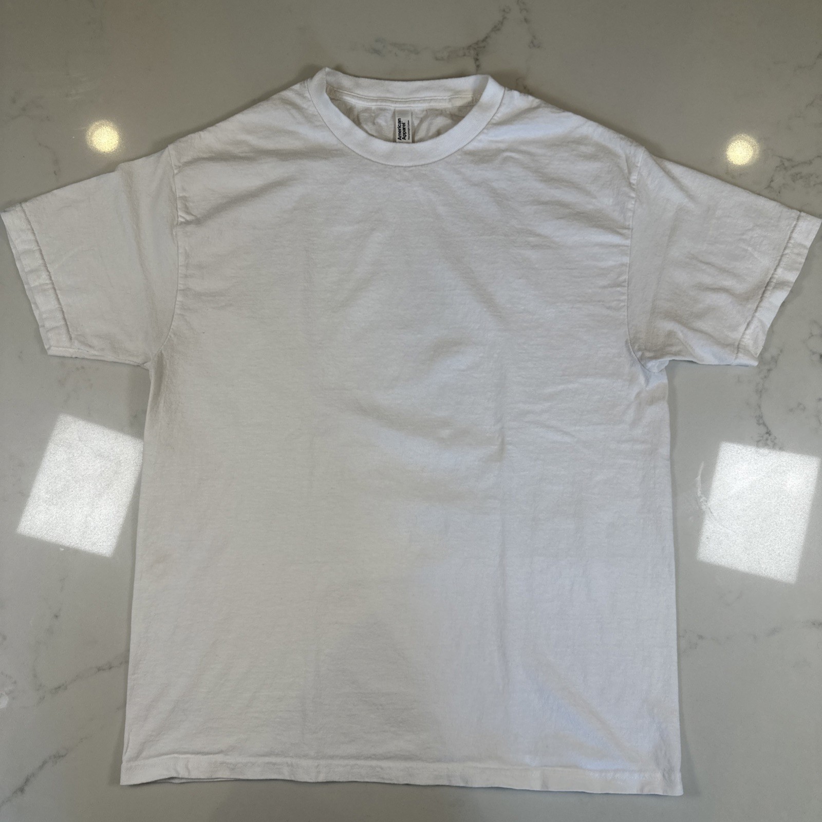 American Apparel 1301 Heavyweight White Crewneck T-Shirt Men’s Large Great