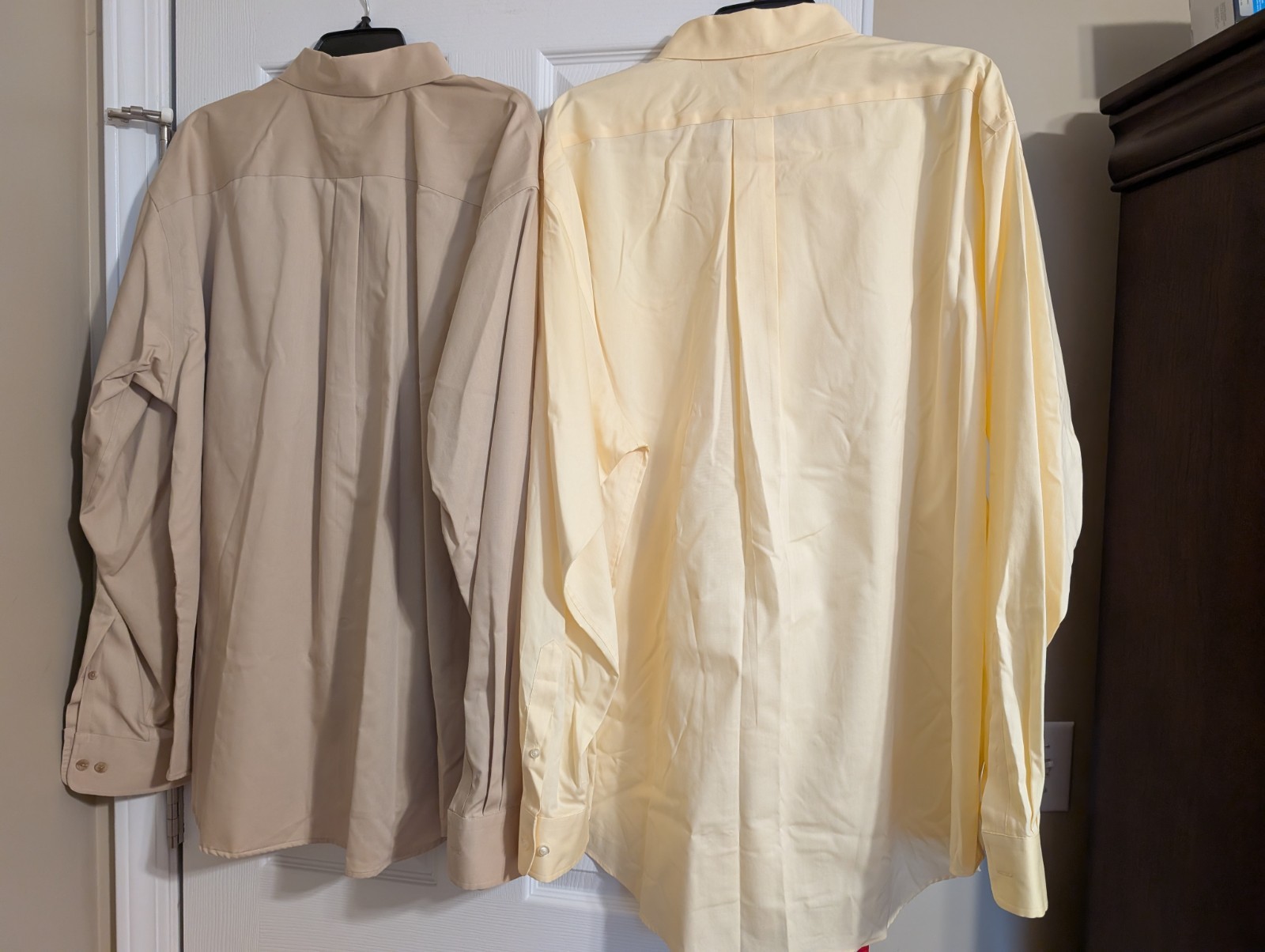 LANDS’ END Men’s XXL 18-18.1/2 Button Down L/S Cotton Pocket Shirts Khaki & Yell